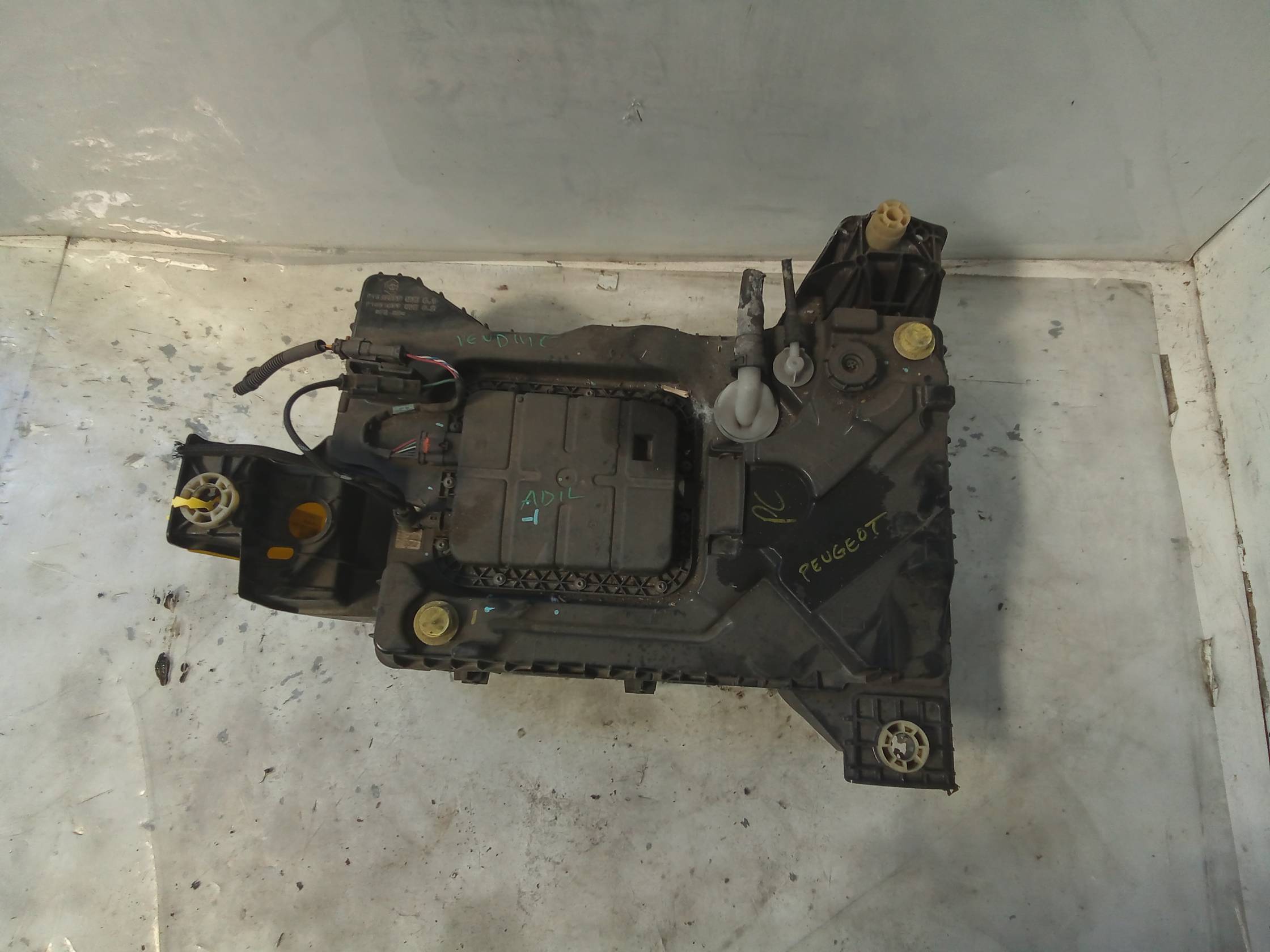 Serbatoio supplementare additivo carburante