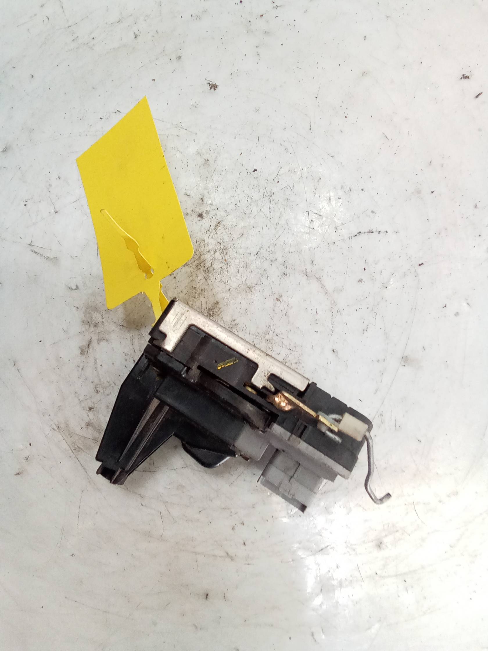 Serratura porta ant. dx.