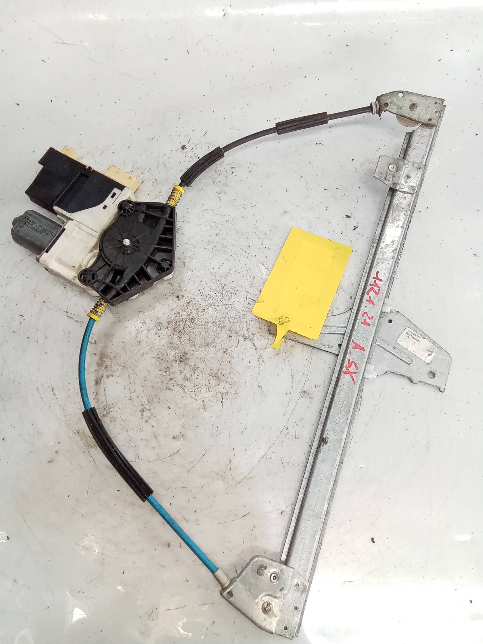 Alzacristallo elettr. porta ant. sx.