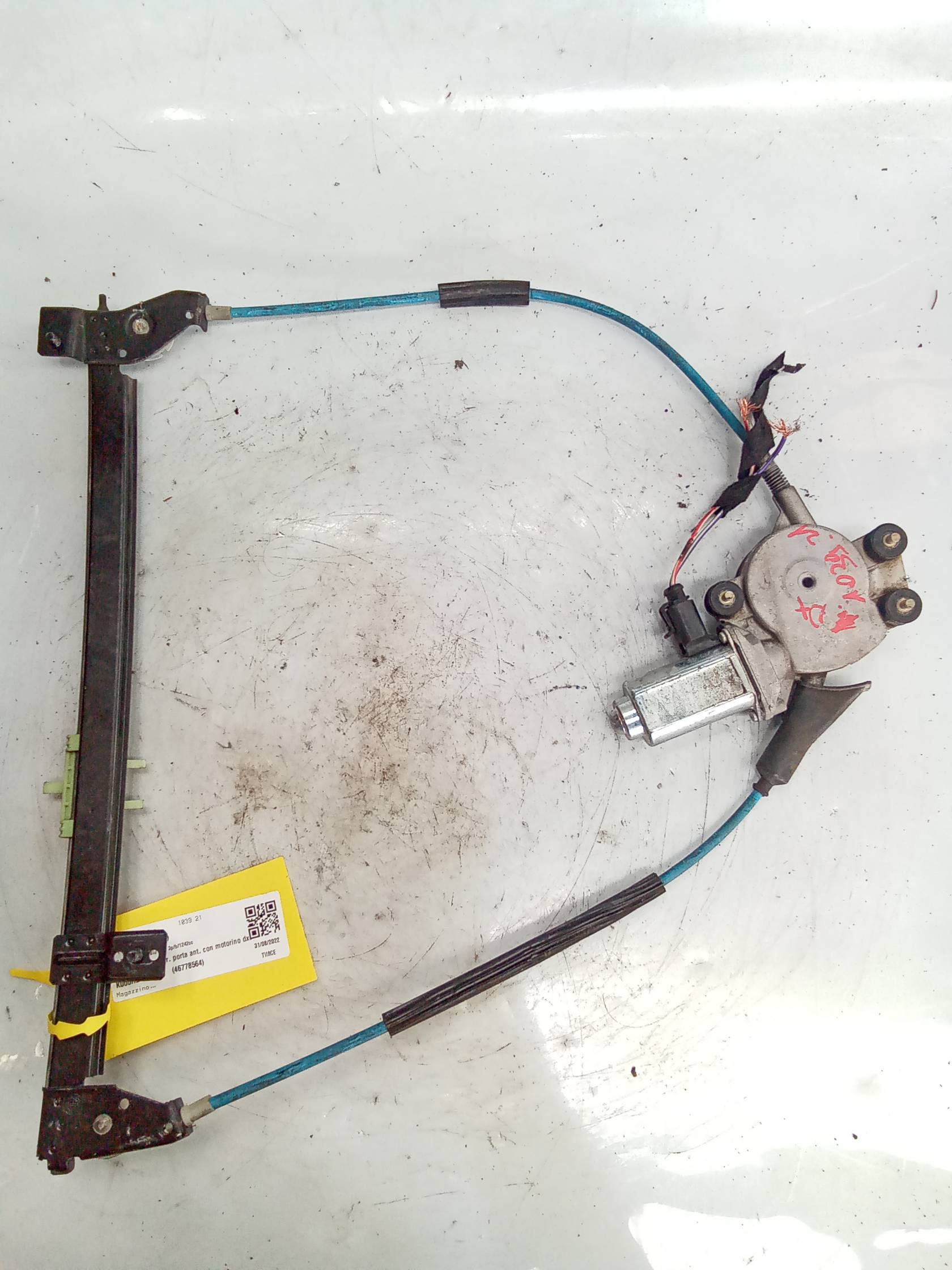 Alzacristallo elettr. porta ant. con motorino dx.