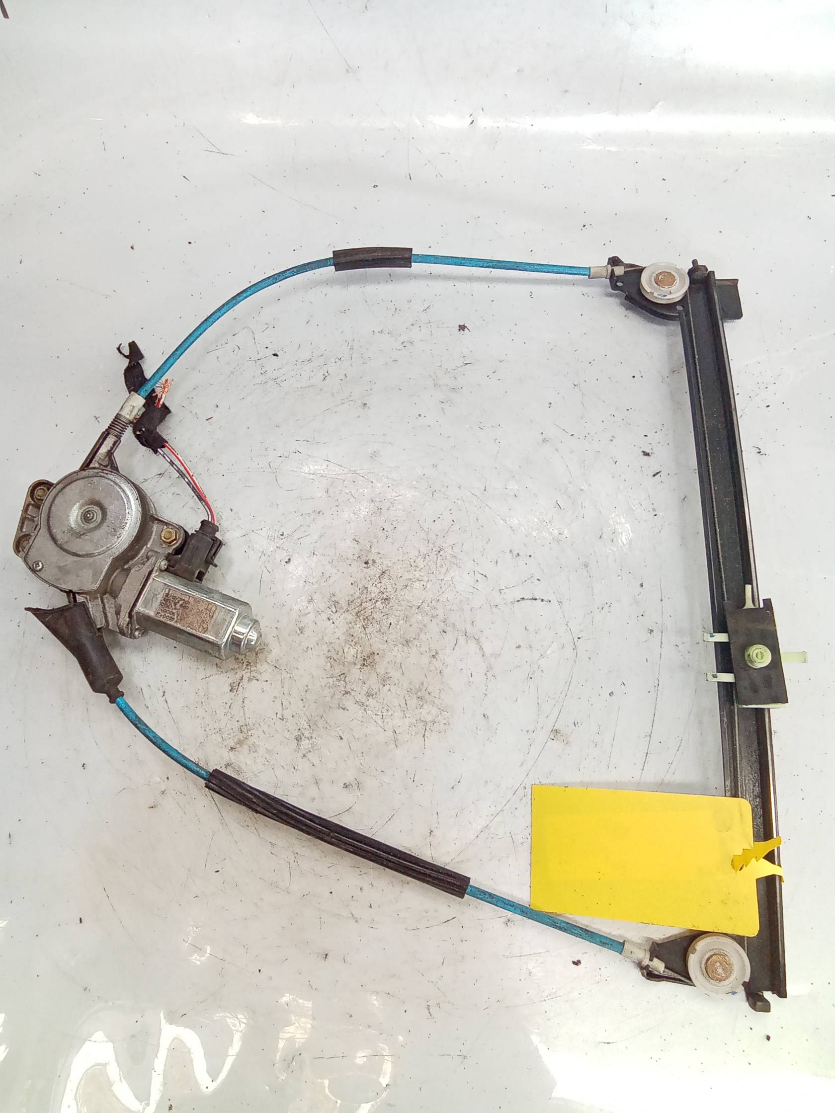 Alzacristallo elettr. porta ant. con motorino dx.