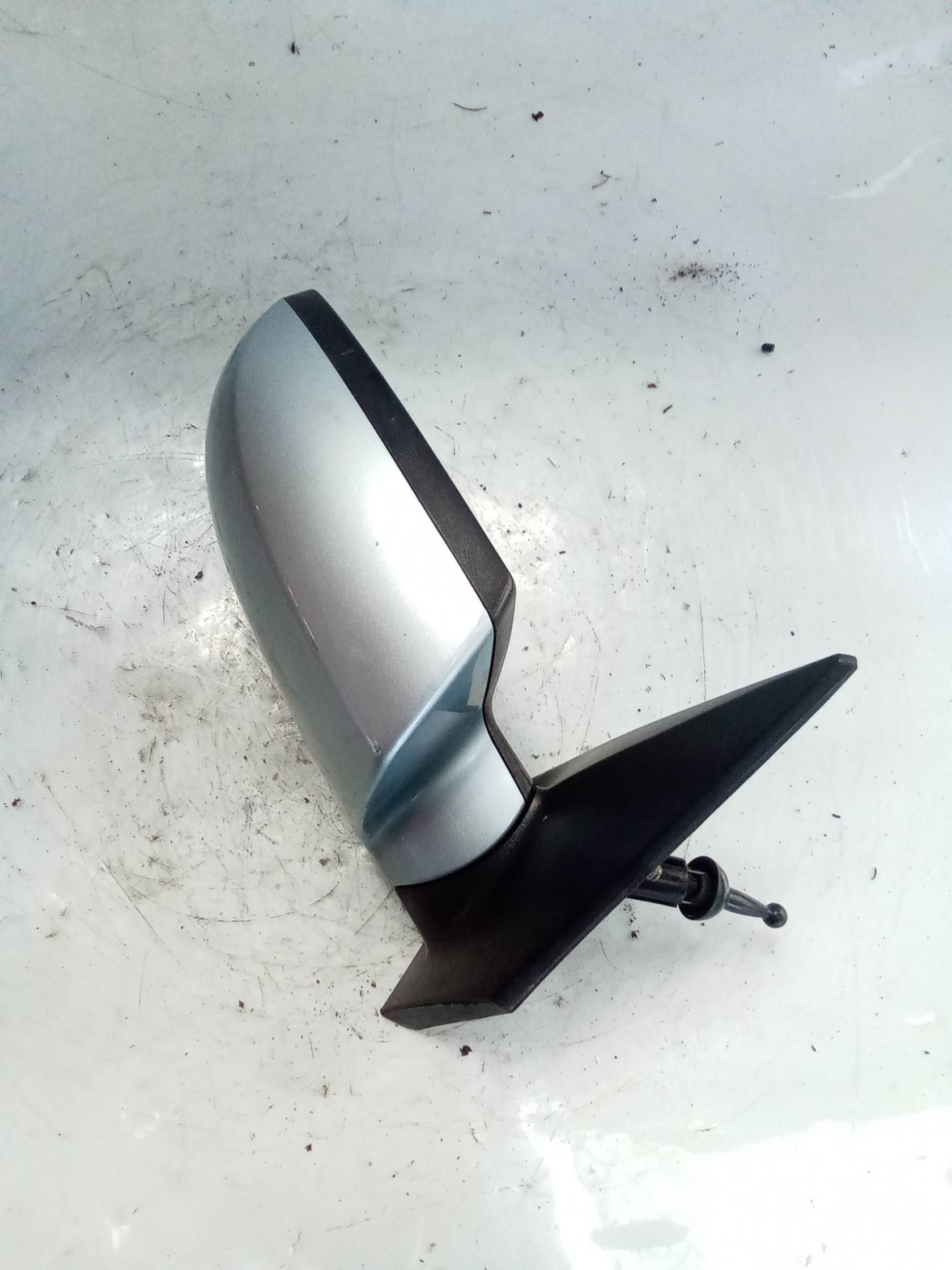 Retrovisore est. dx.