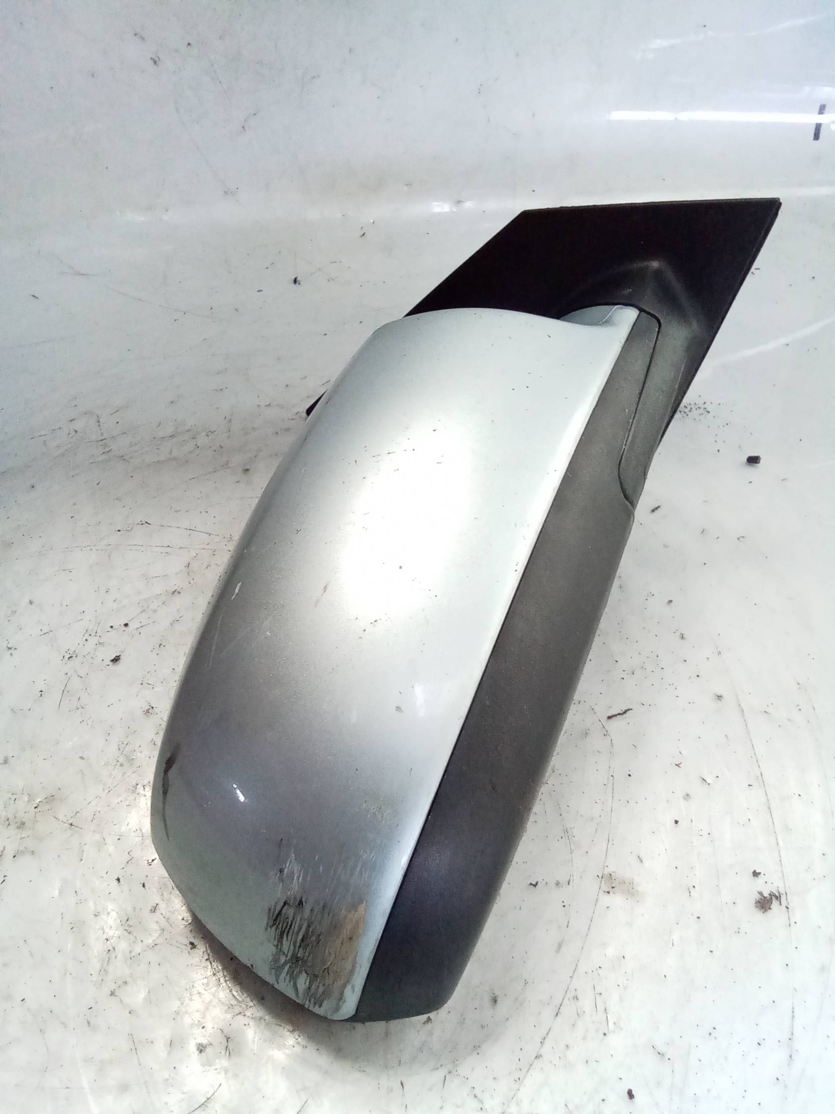 Retrovisore est. dx.