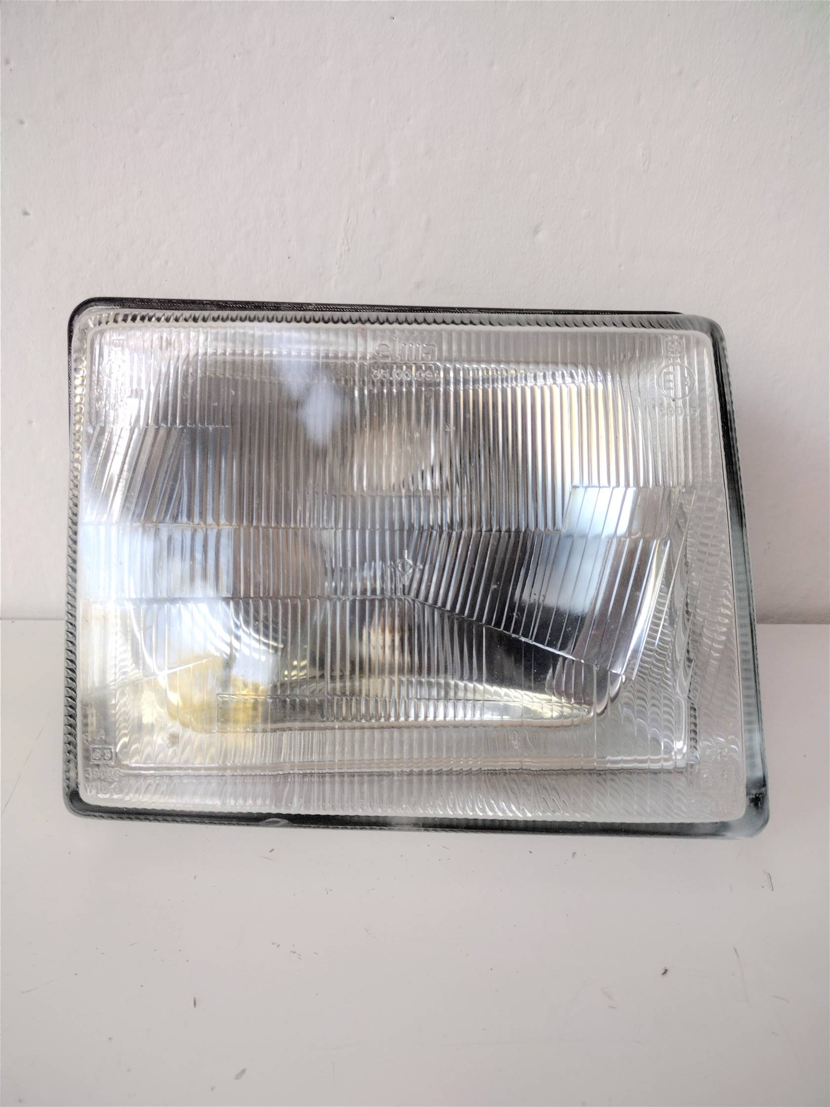 Fanale anteriore destro