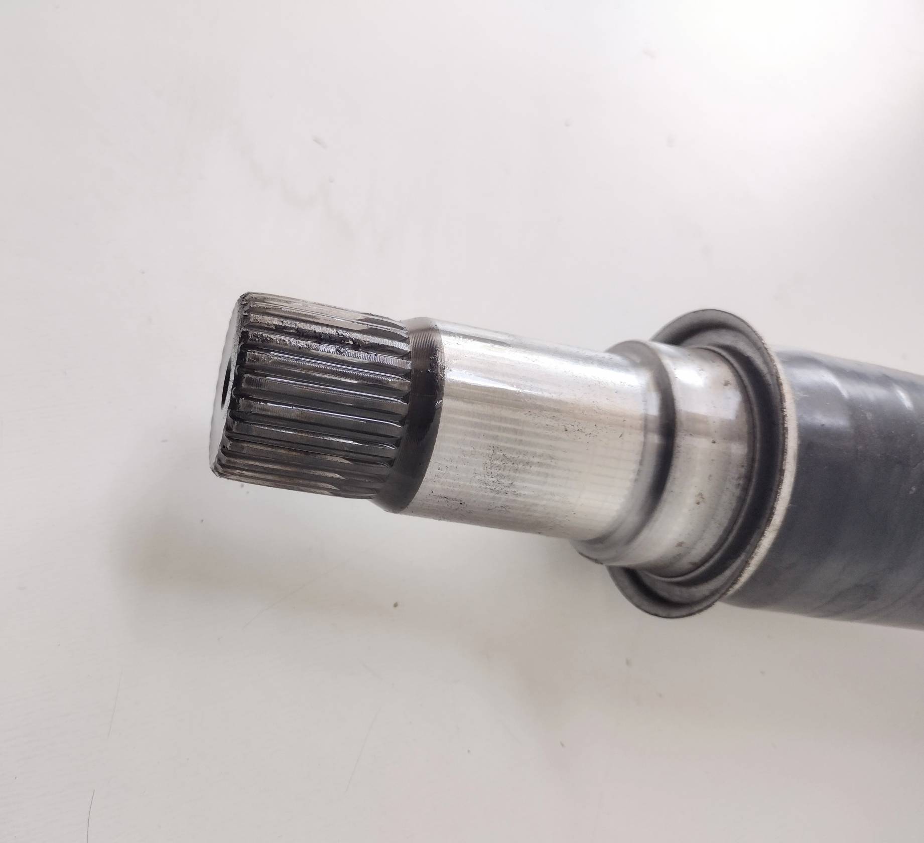 Semiasse anteriore destro