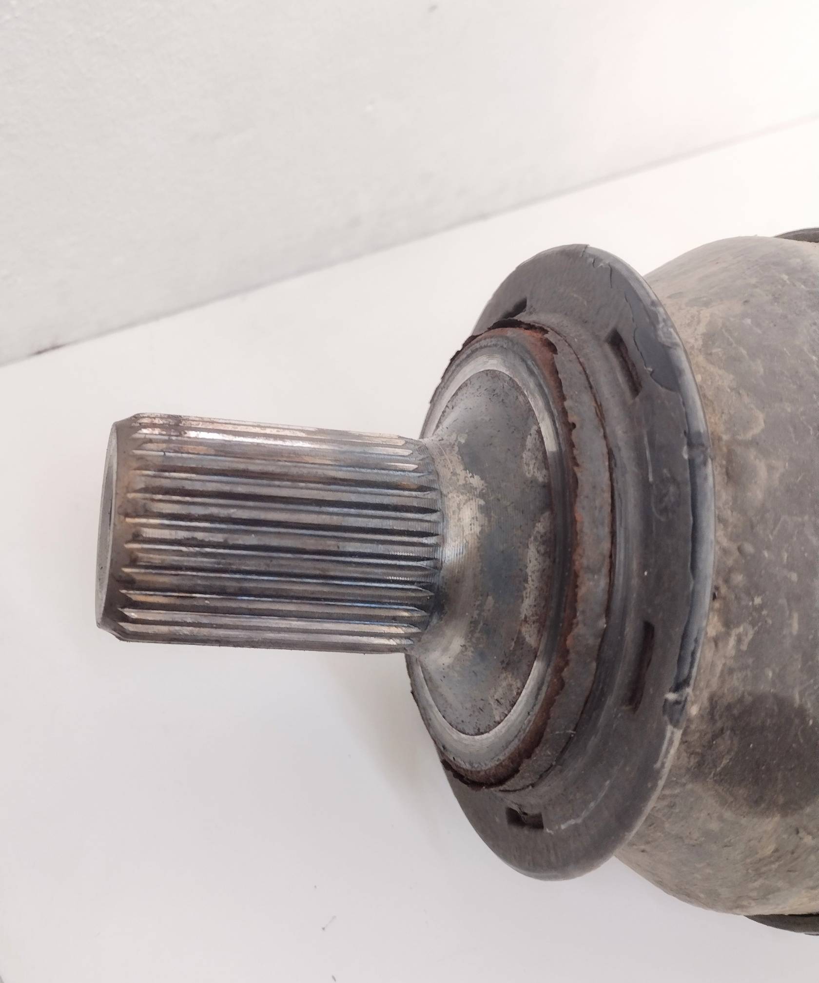 Semiasse anteriore destro