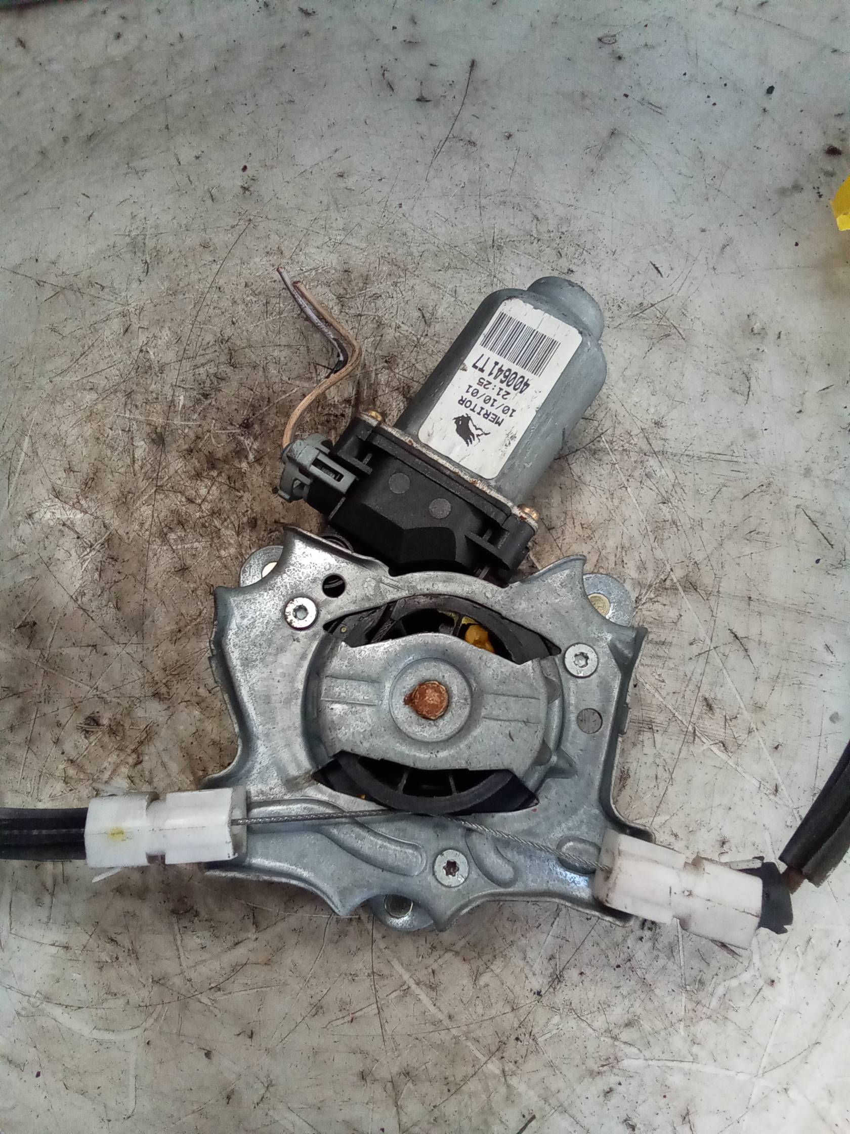 Alzacristallo elettr. porta ant. con motorino sx.