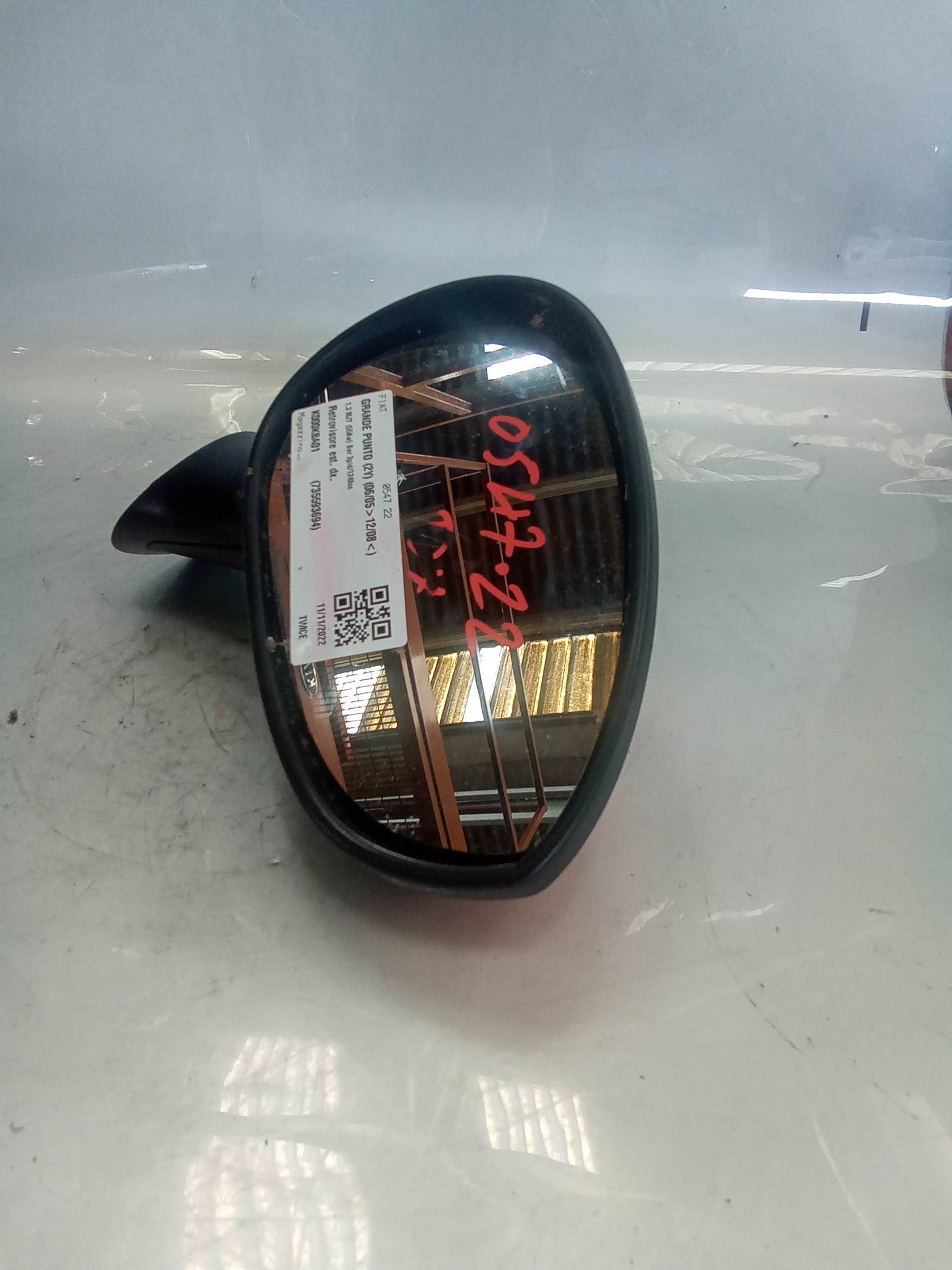 Retrovisore est. dx.