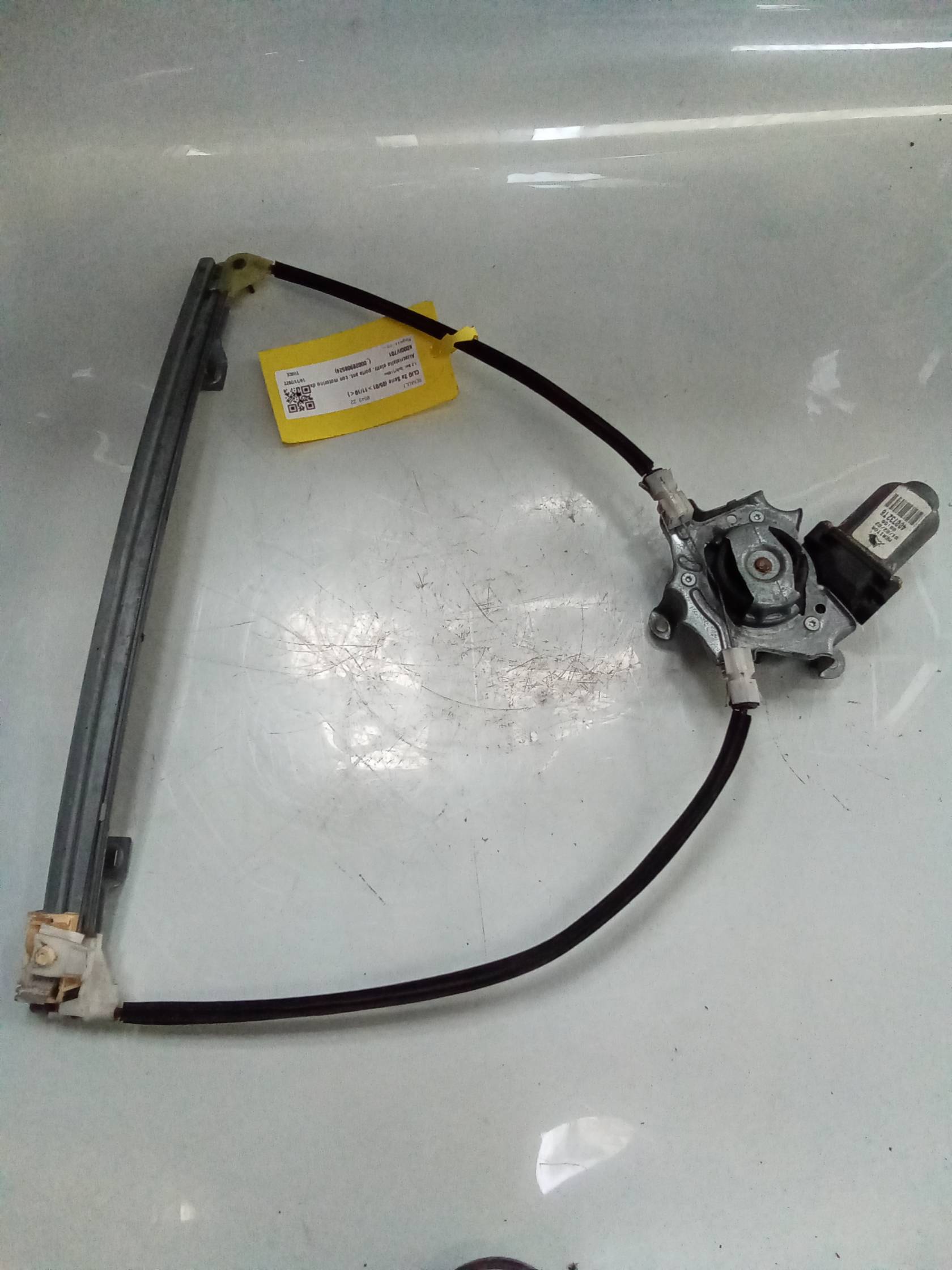 Alzacristallo elettr. porta ant. con motorino dx.