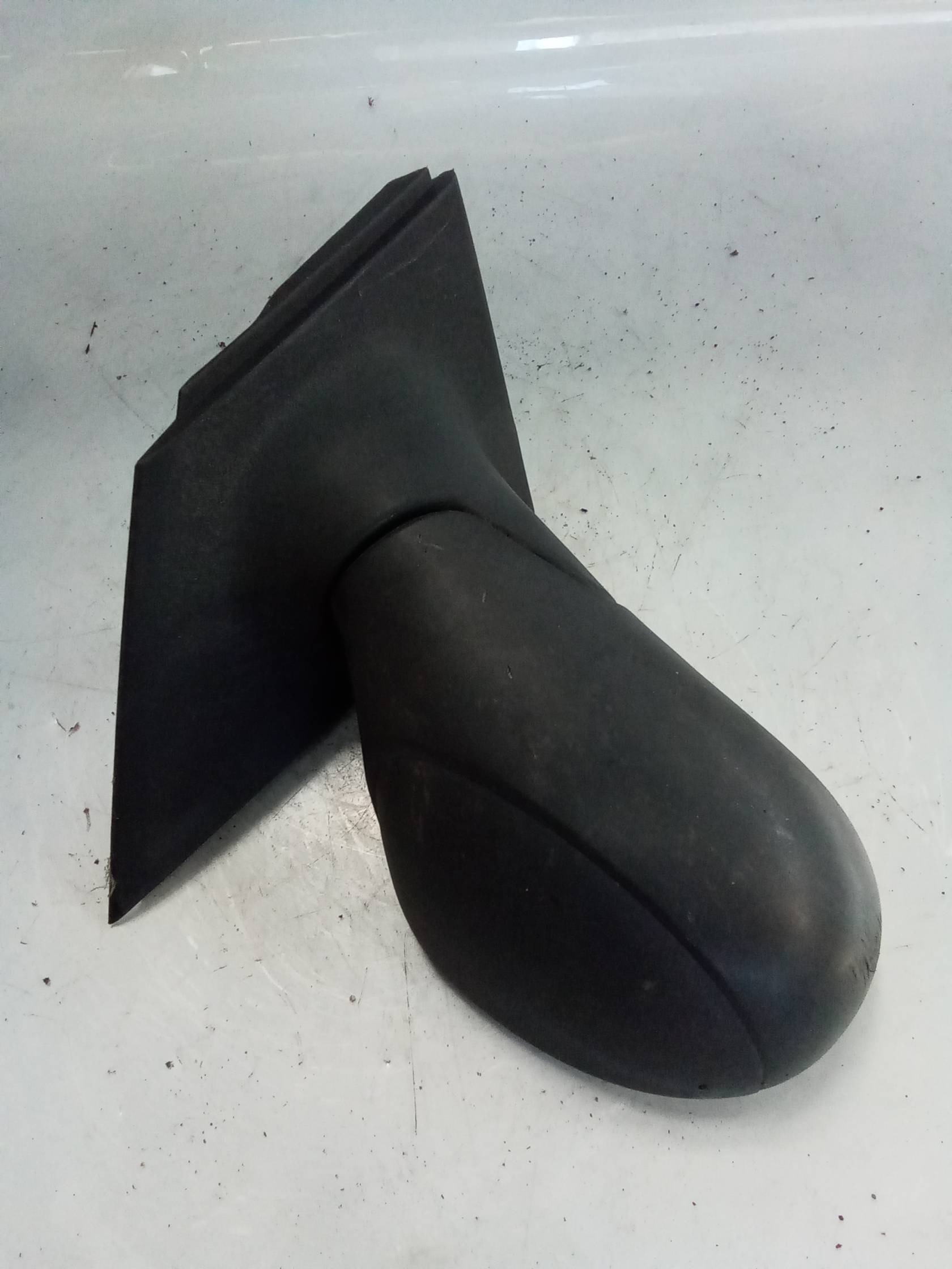 Retrovisore est. dx.