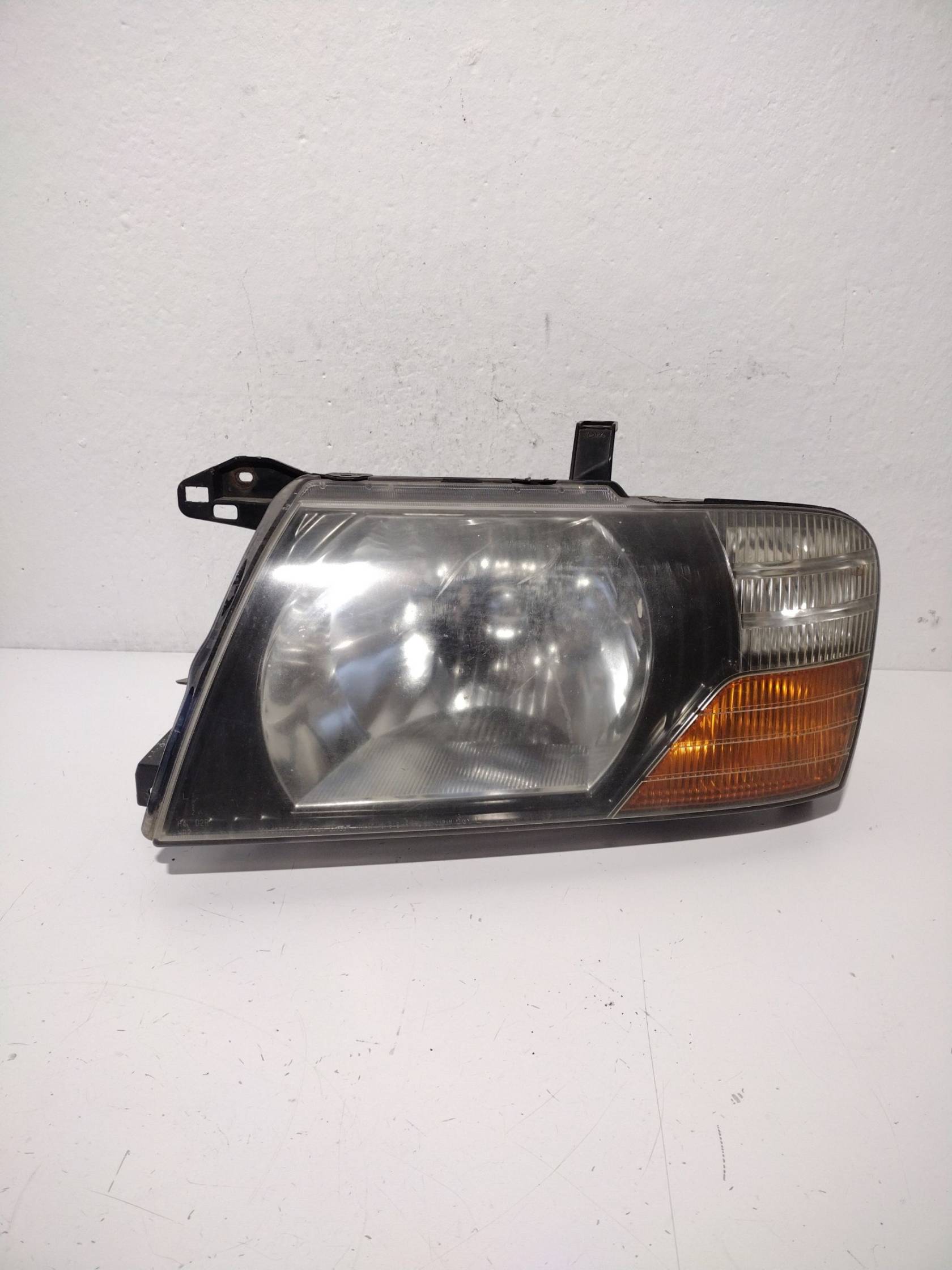 Fanale anteriore sinistro