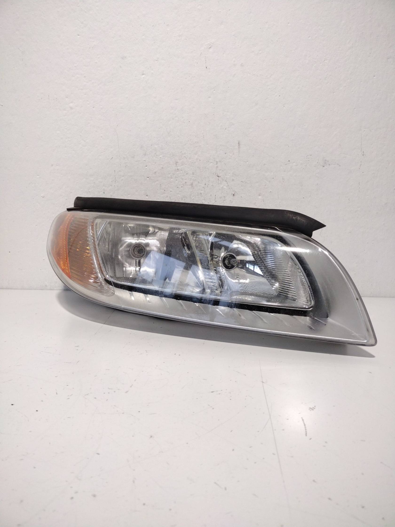 Fanale anteriore destro