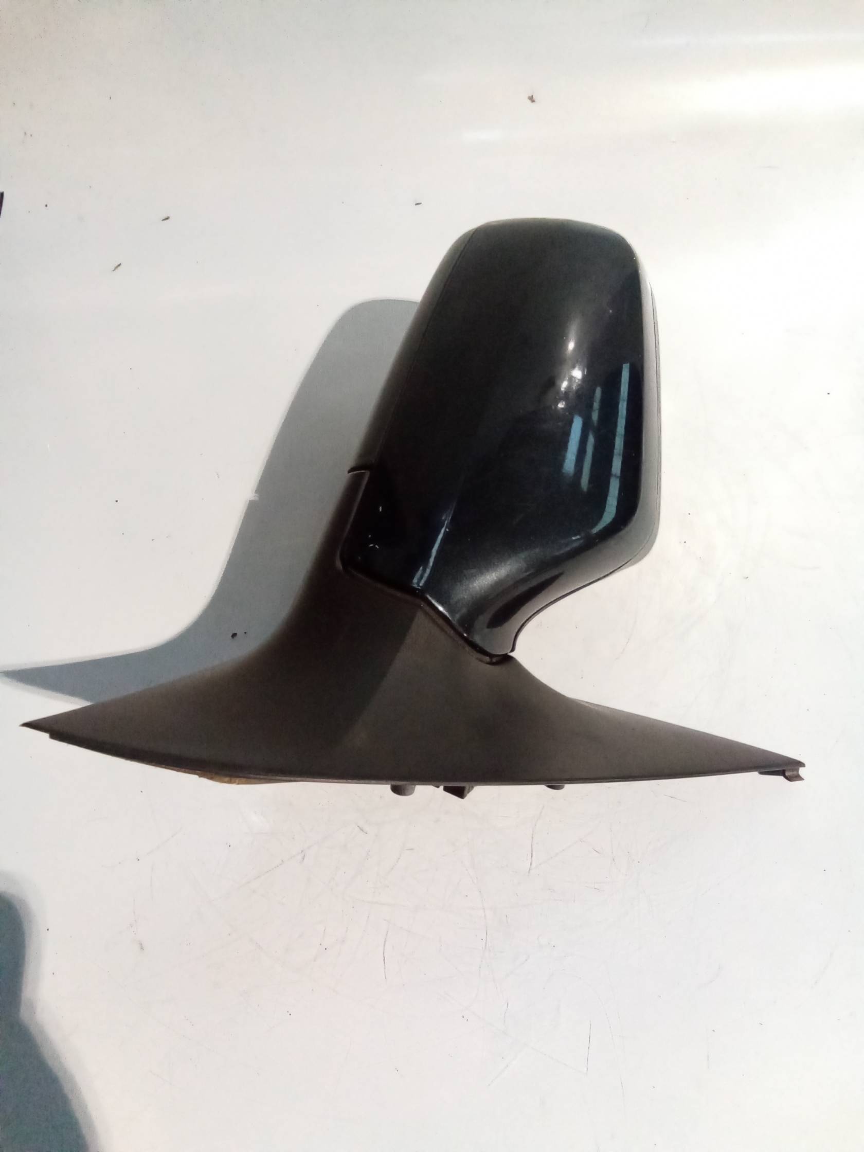 Retrovisore est. compl. dx.