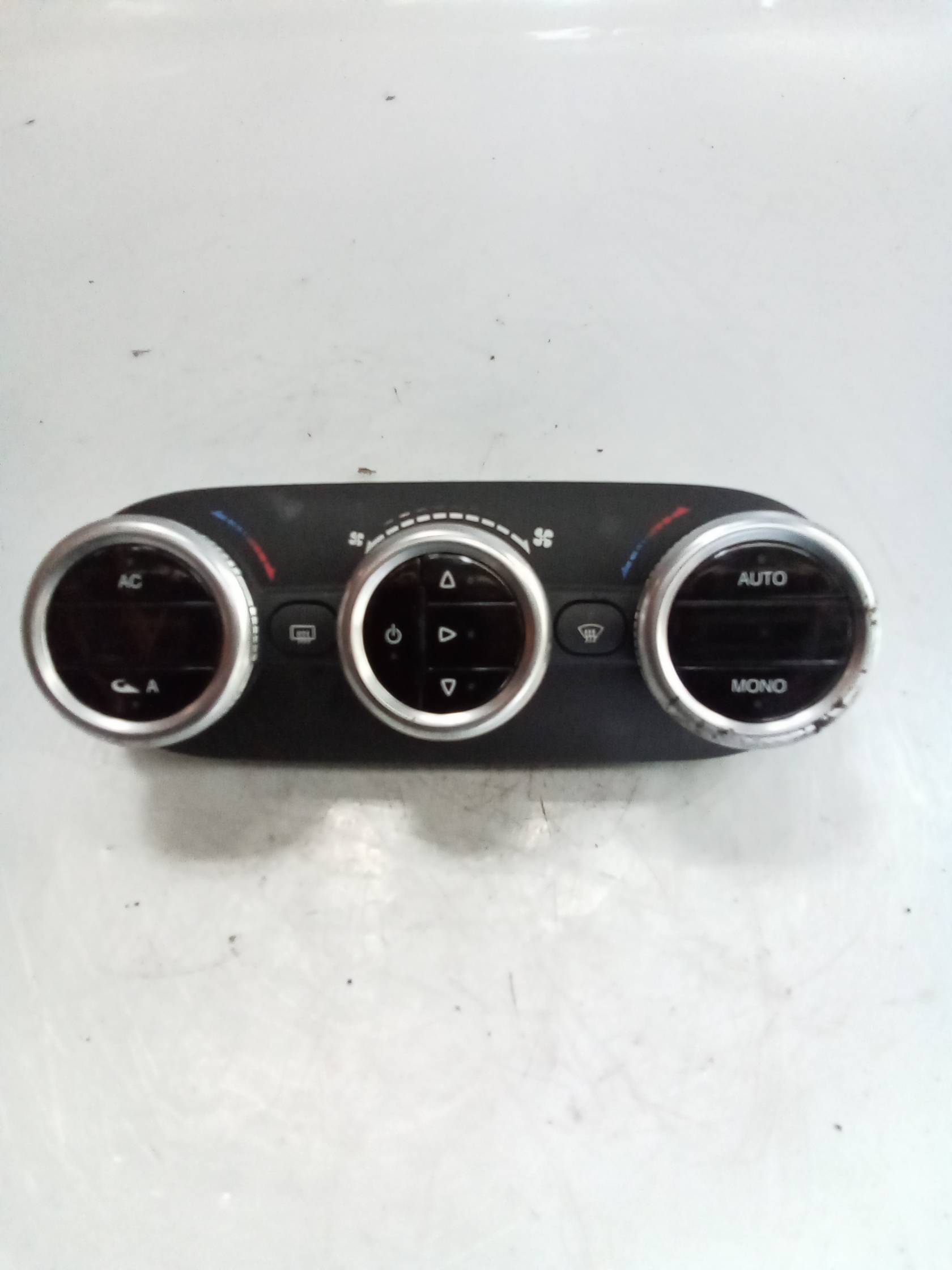 Blocco comando climatizzazione