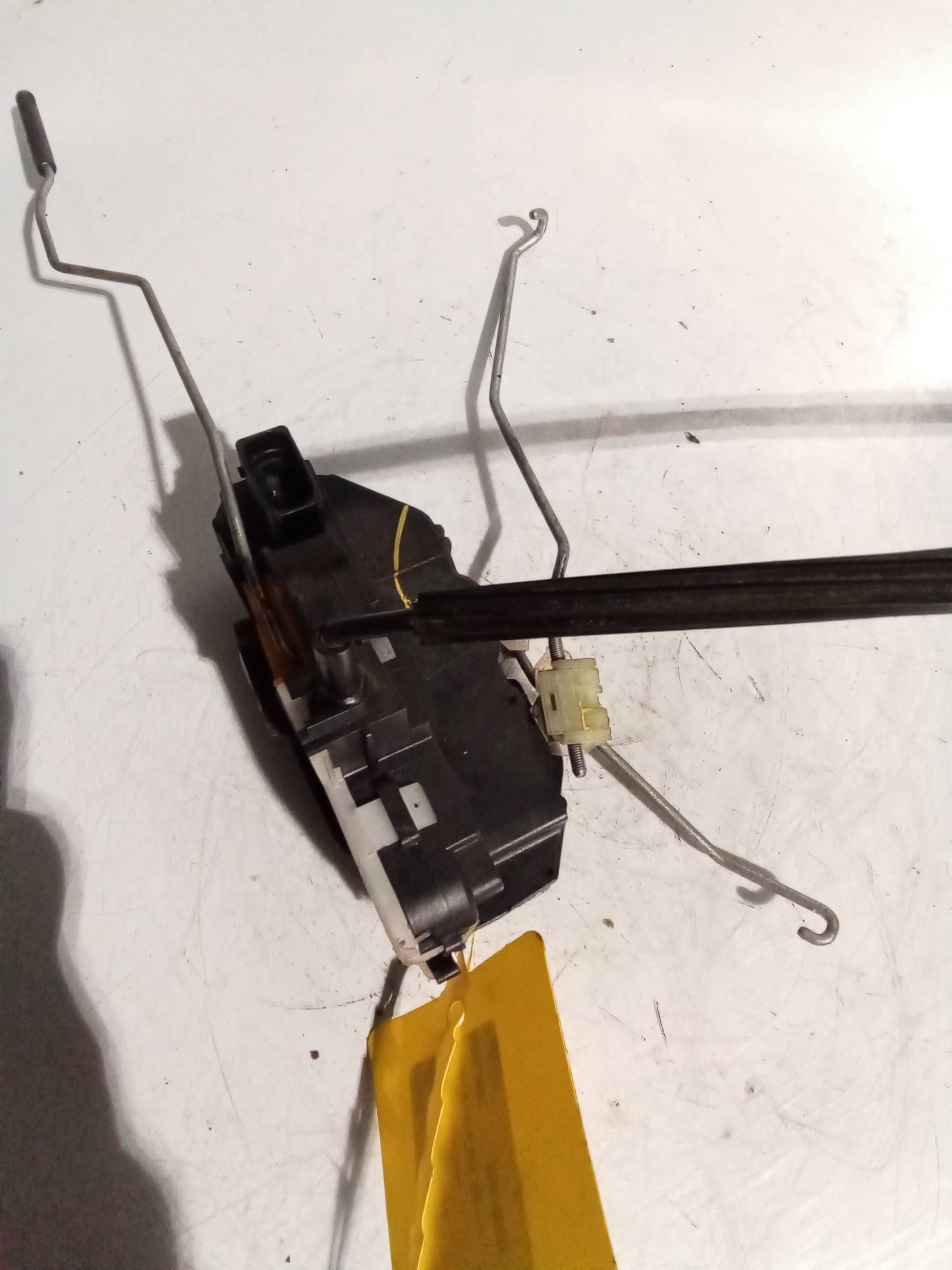 Serratura porta ant. dx.