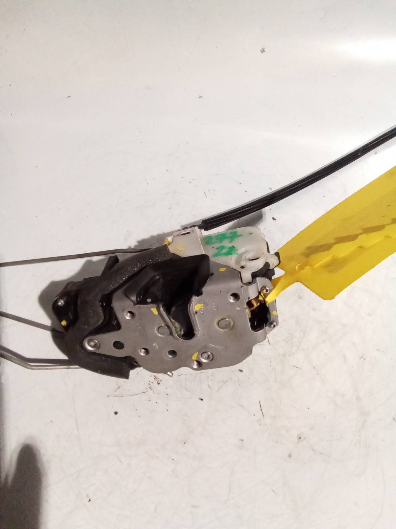 Serratura porta ant. dx.