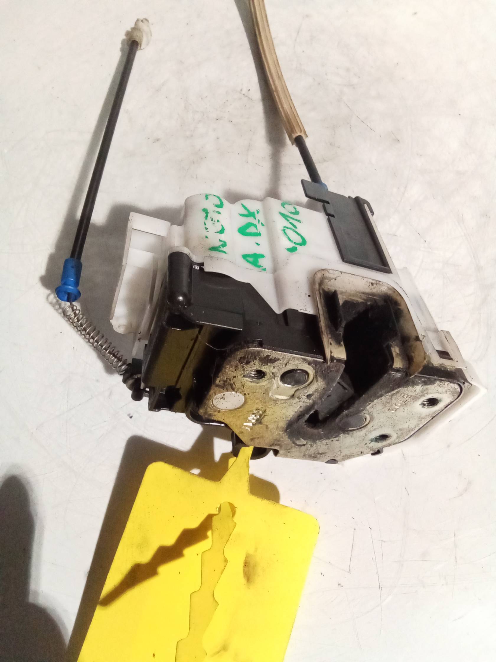 Serratura porta ant. sx.