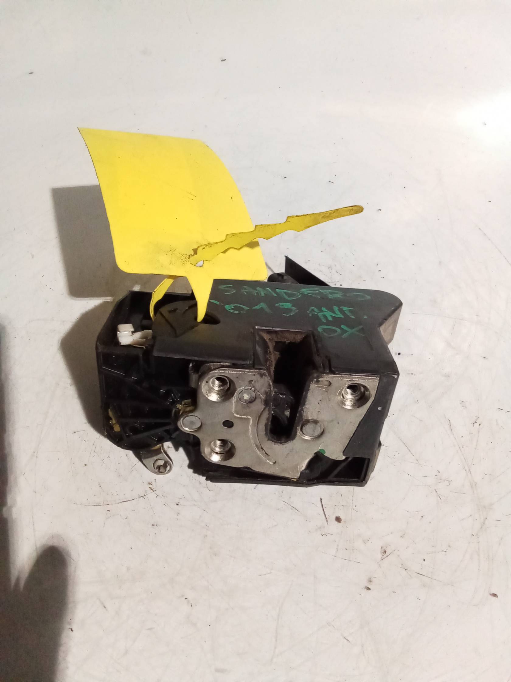 Serratura porta ant. dx.