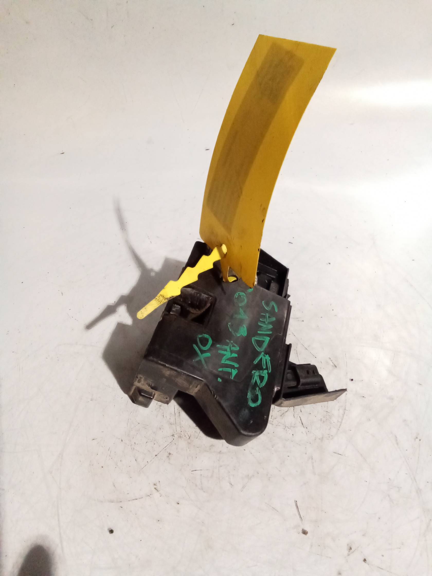 Serratura porta ant. dx.