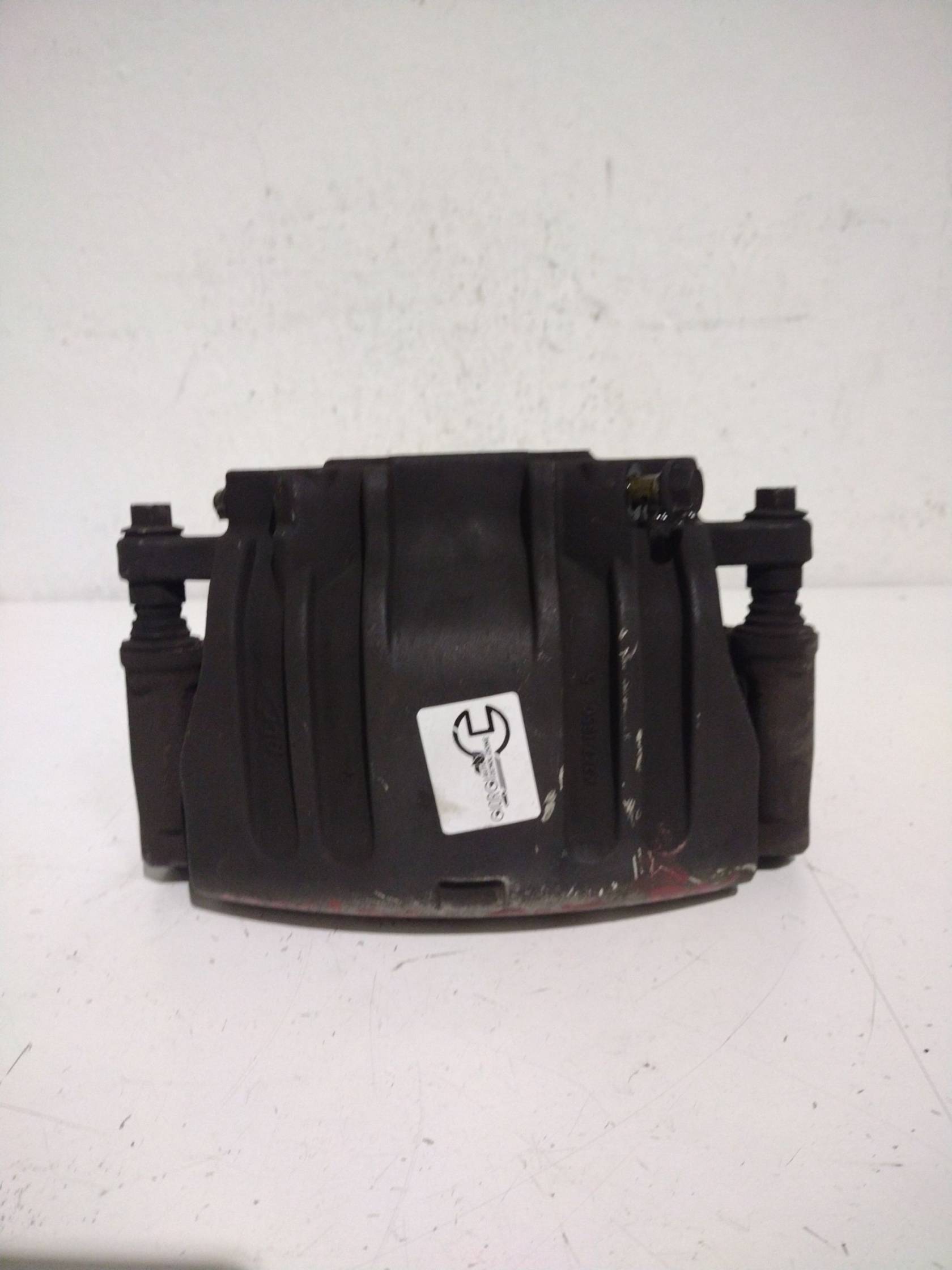 Pinza freno anteriore sinistra