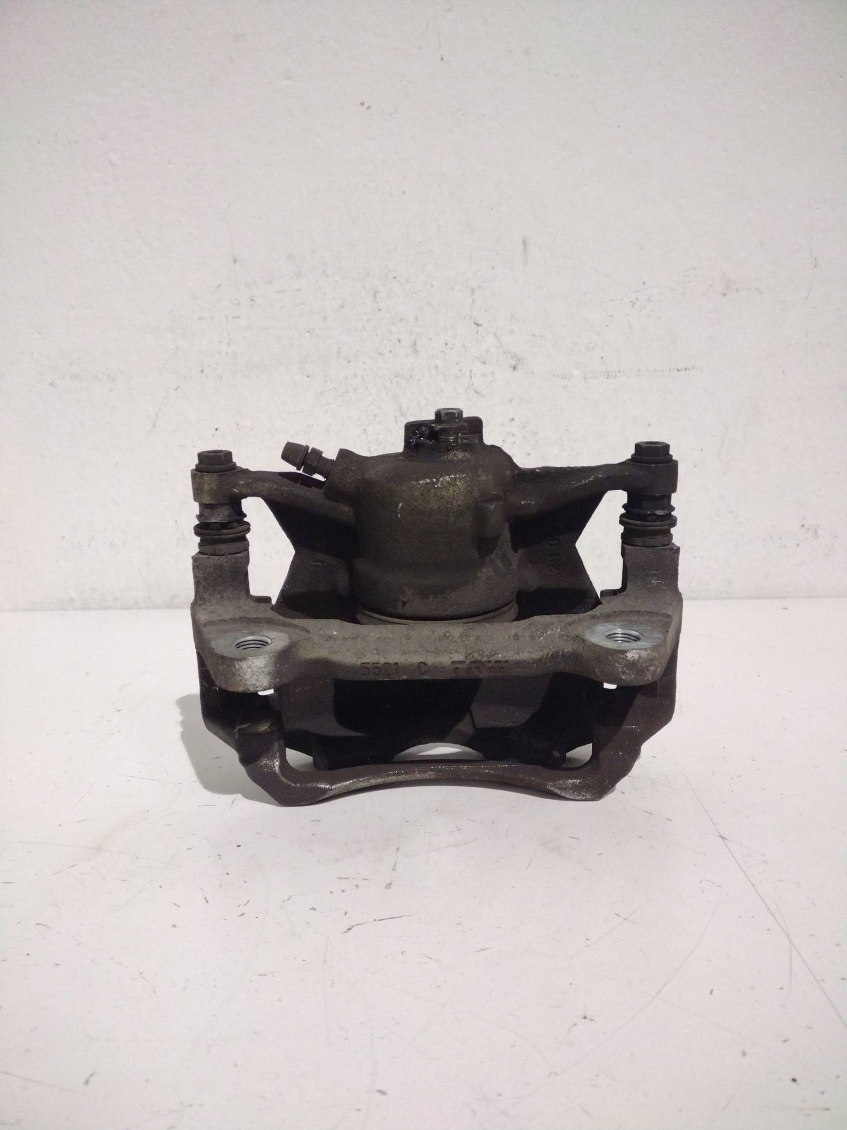 Pinza freno anteriore sinistra