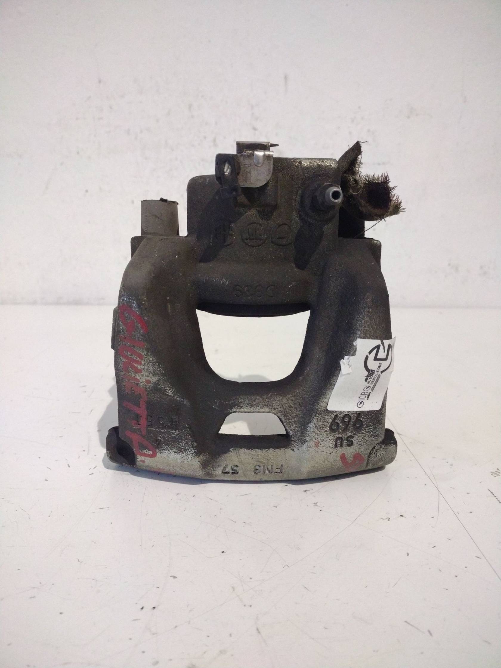 Pinza freno anteriore sinistra