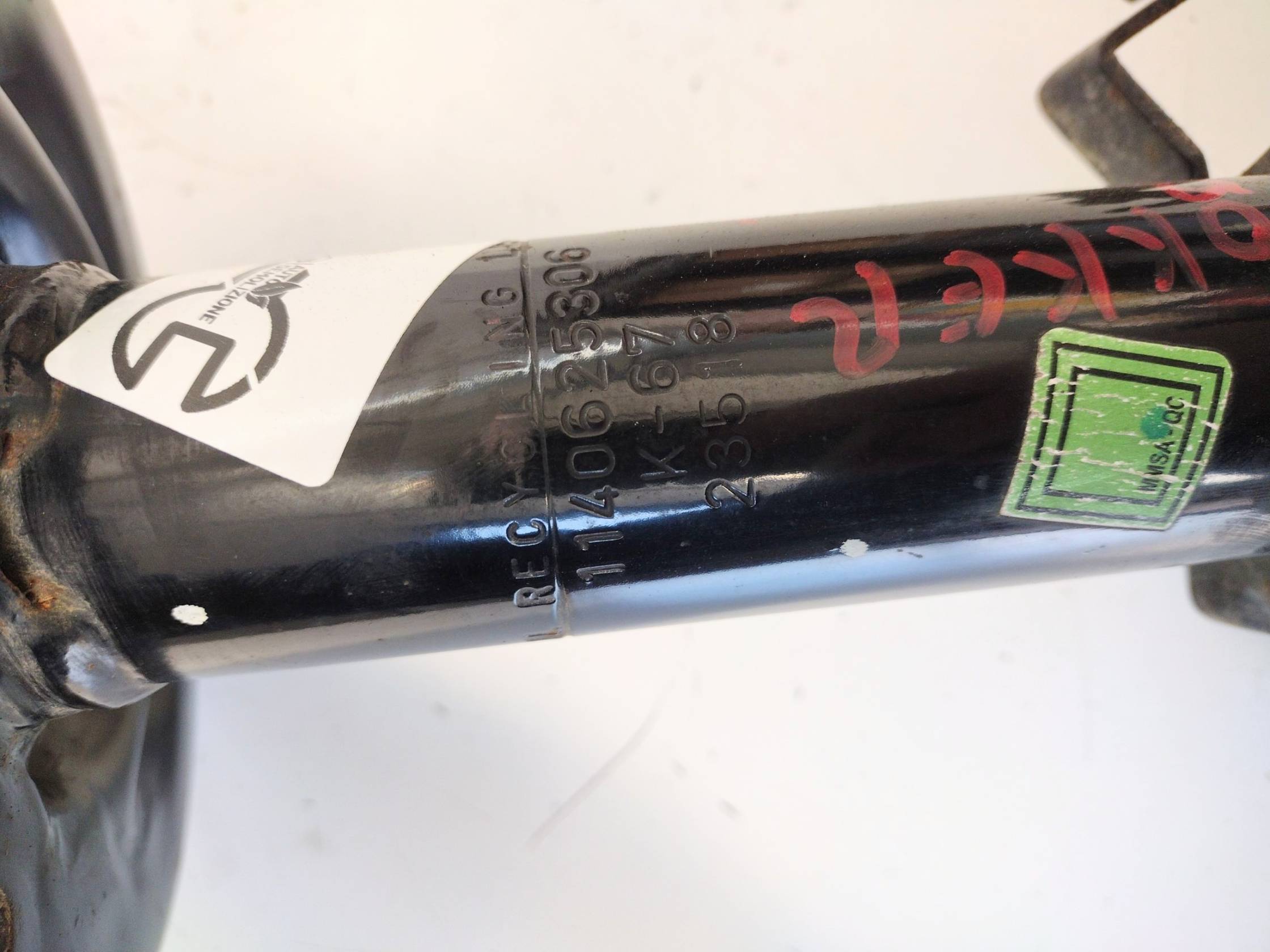 Ammortizzatore anteriore destro