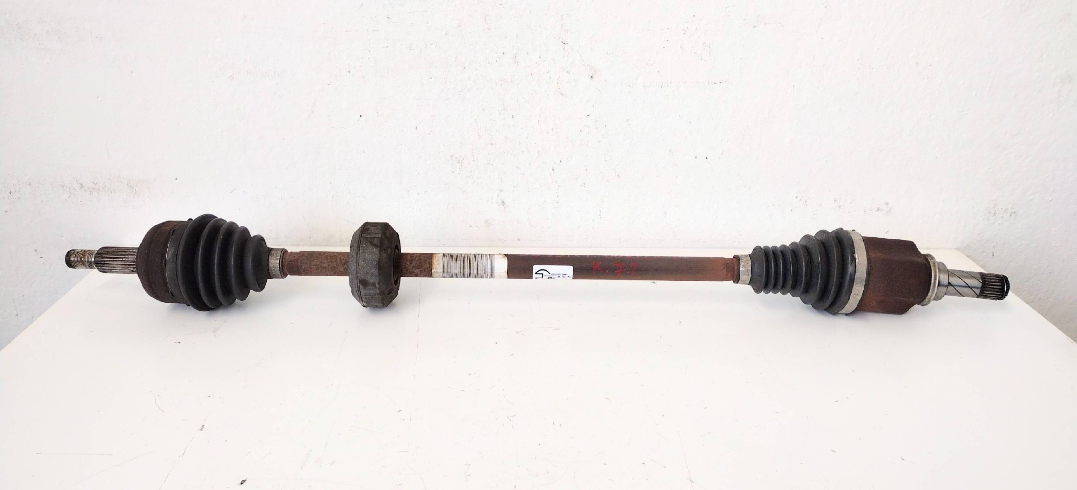 Semiasse anteriore destro Semiasse anteriore destro