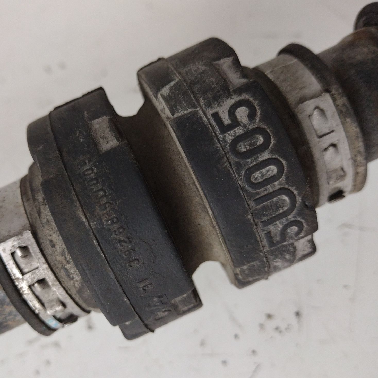 Semiasse anteriore sinistro