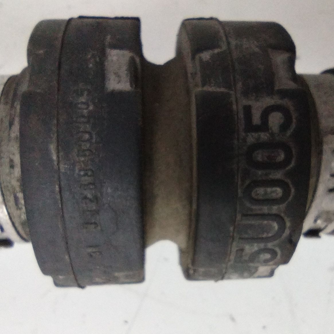 Semiasse anteriore sinistro