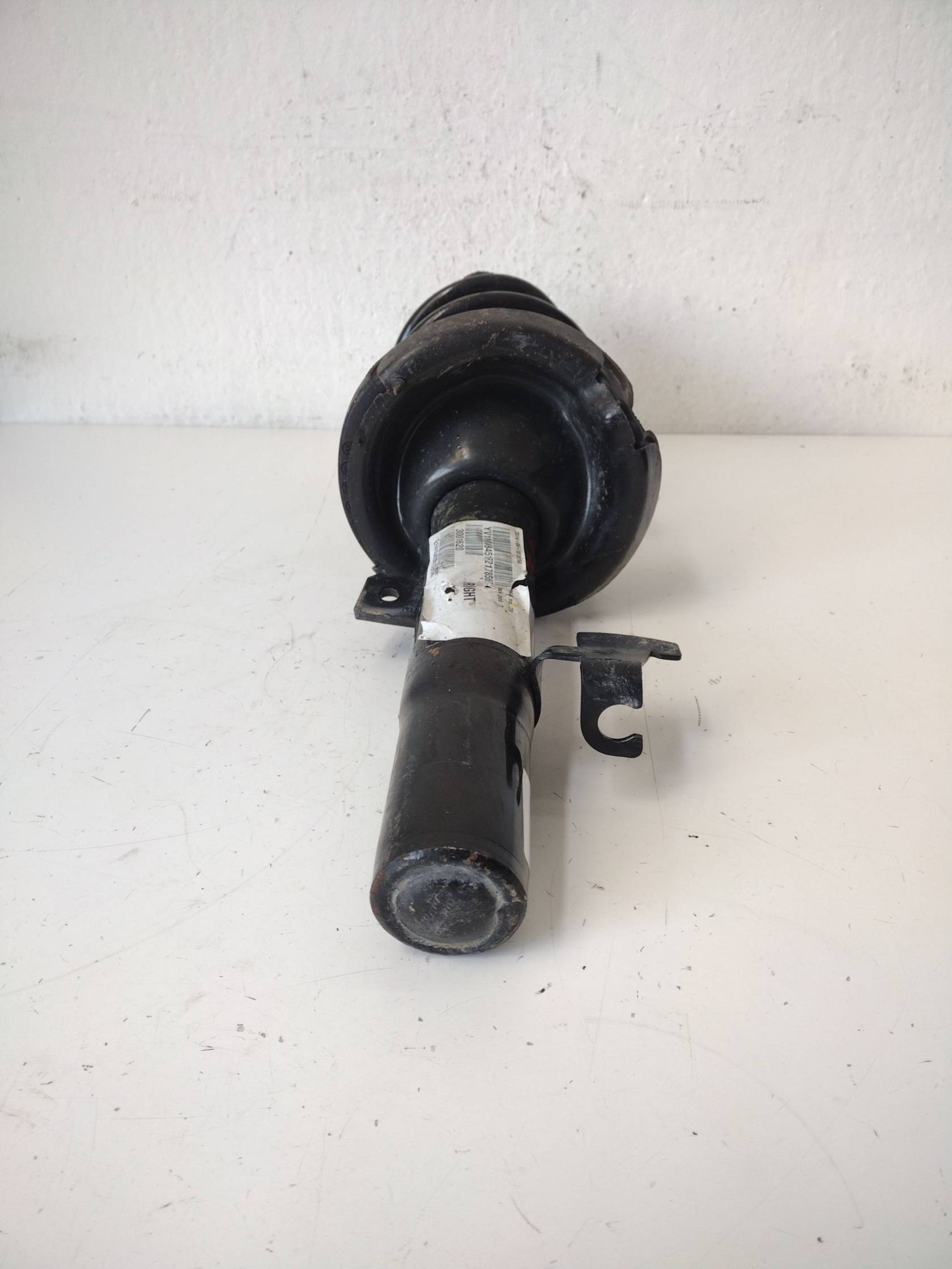 Ammortizzatore anteriore destro