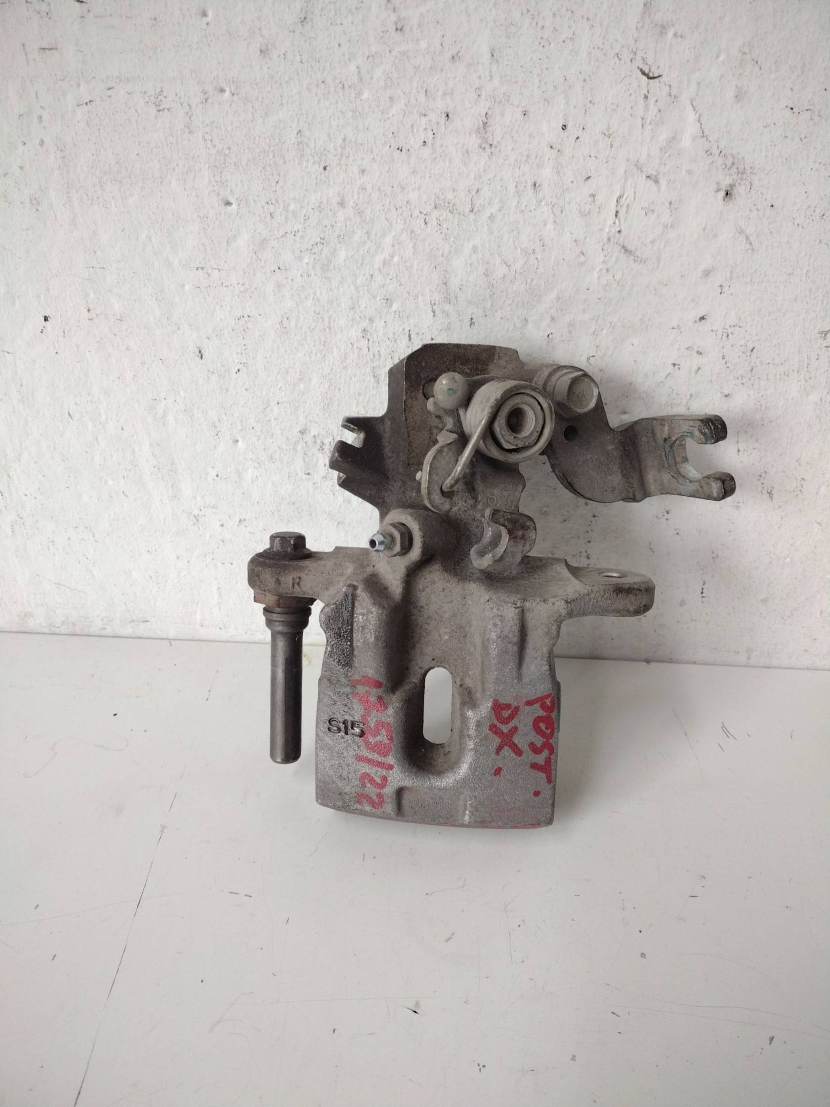 Pinza freno posteriore destro