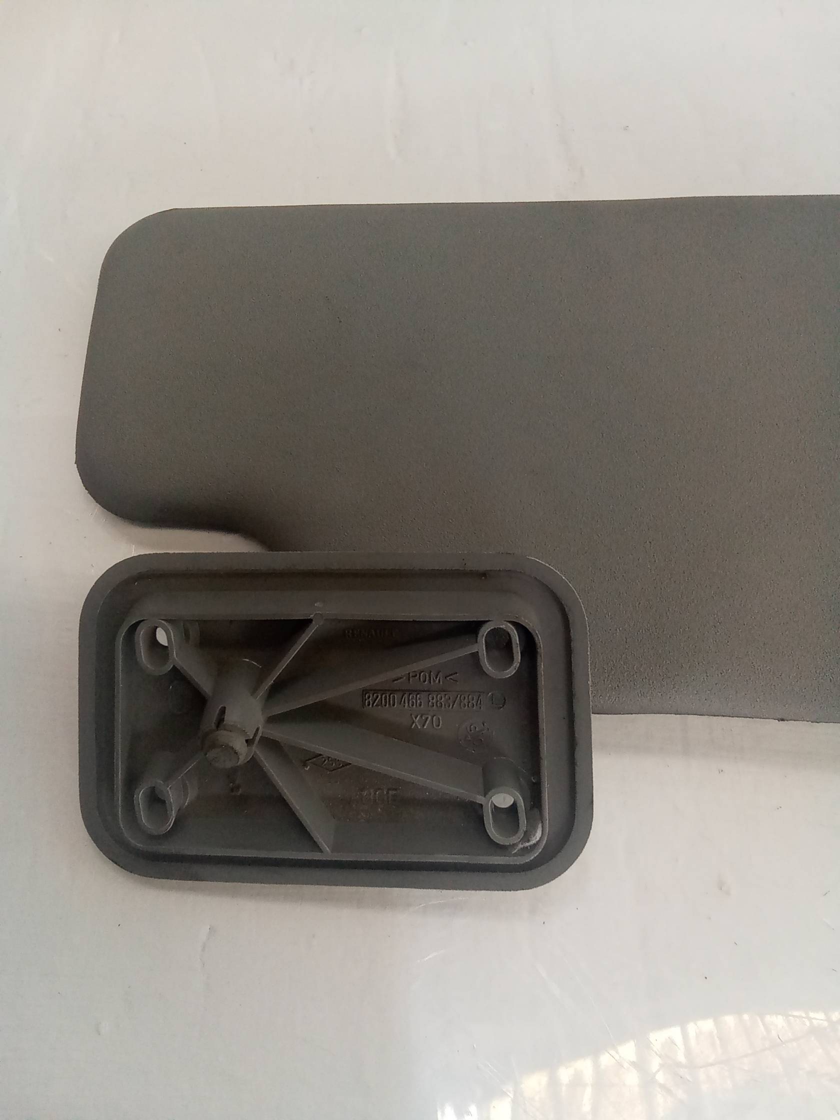 Aletta parasole parabrezza sx.