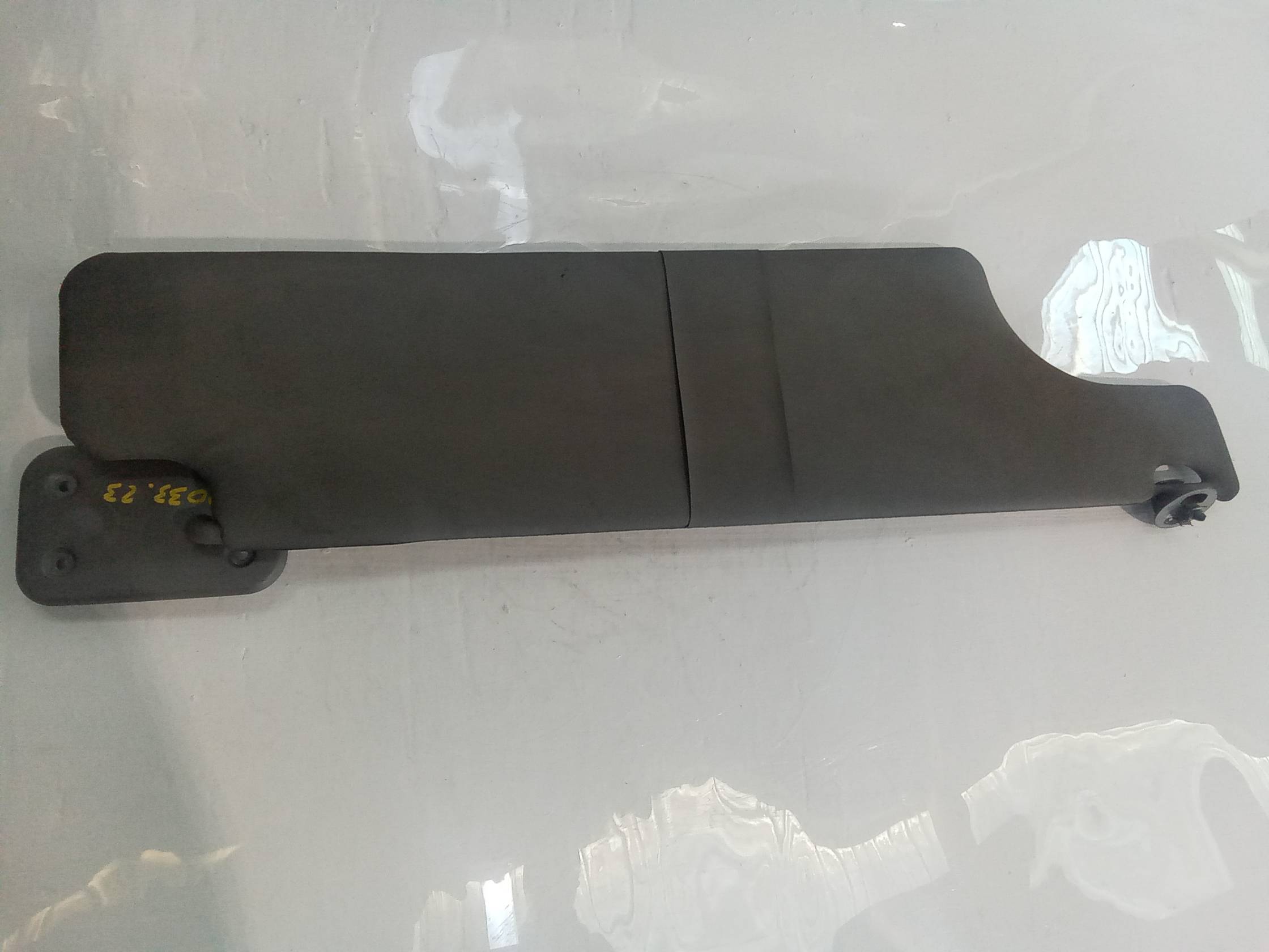 Aletta parasole parabrezza dx.