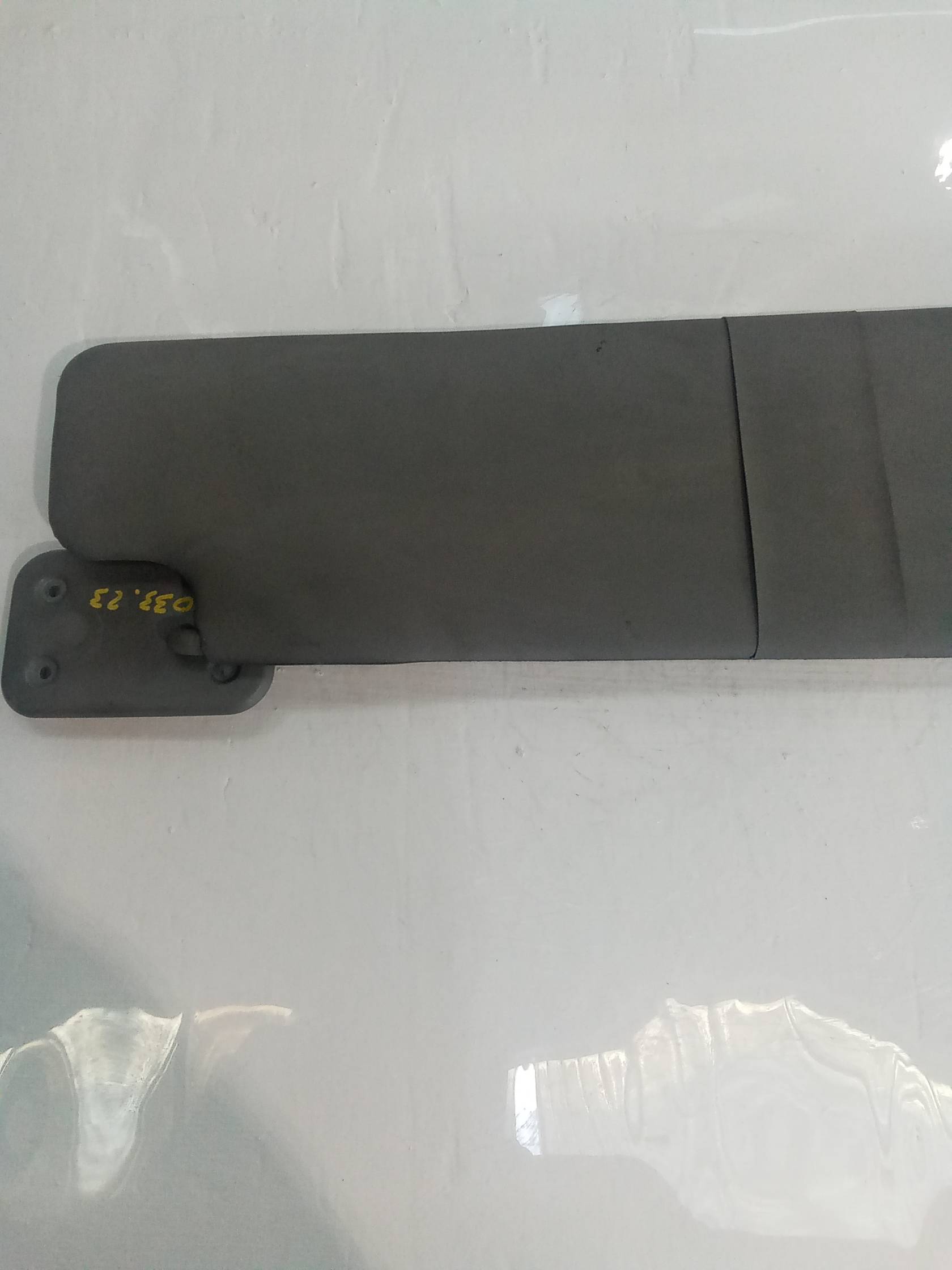 Aletta parasole parabrezza dx.