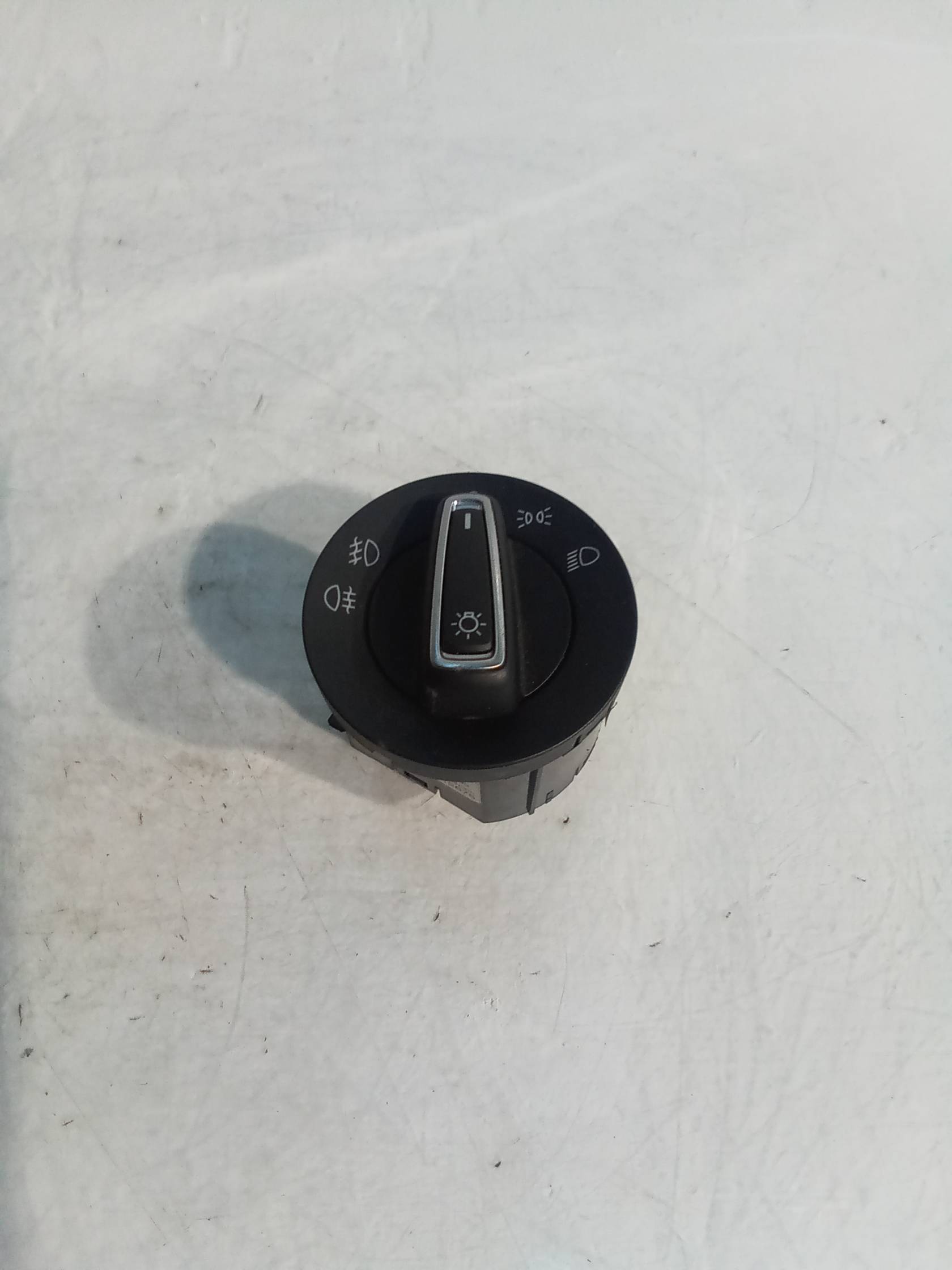 Interruttore blocco comando luci