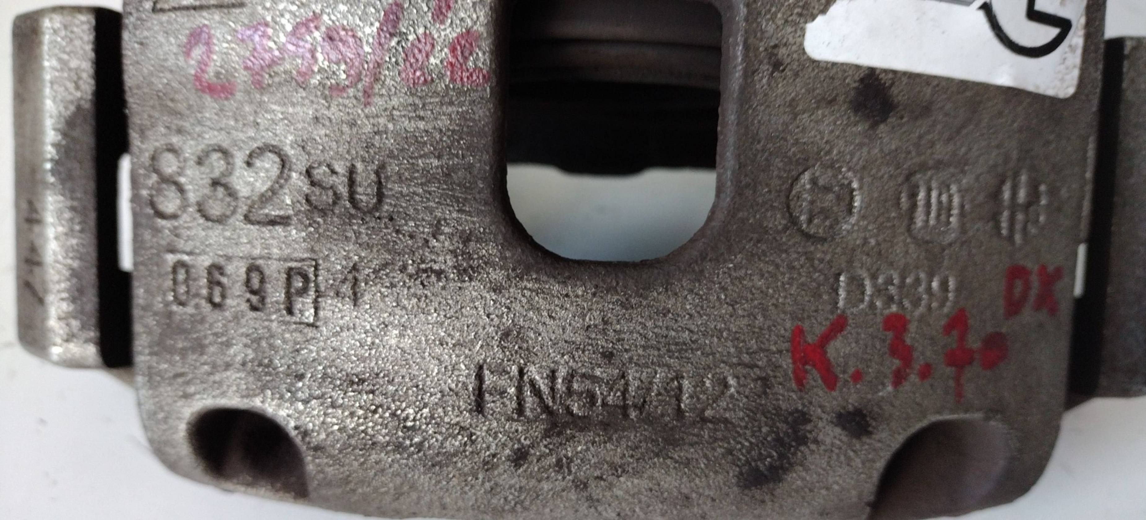 Pinza freno anteriore destra