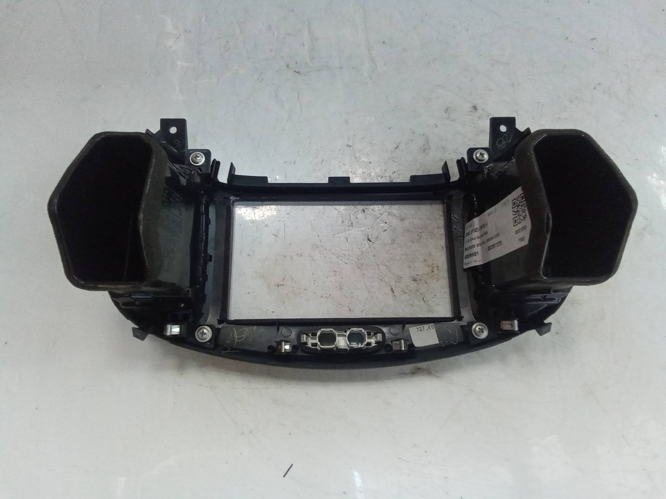 Bocchetta aria ant. console centr.