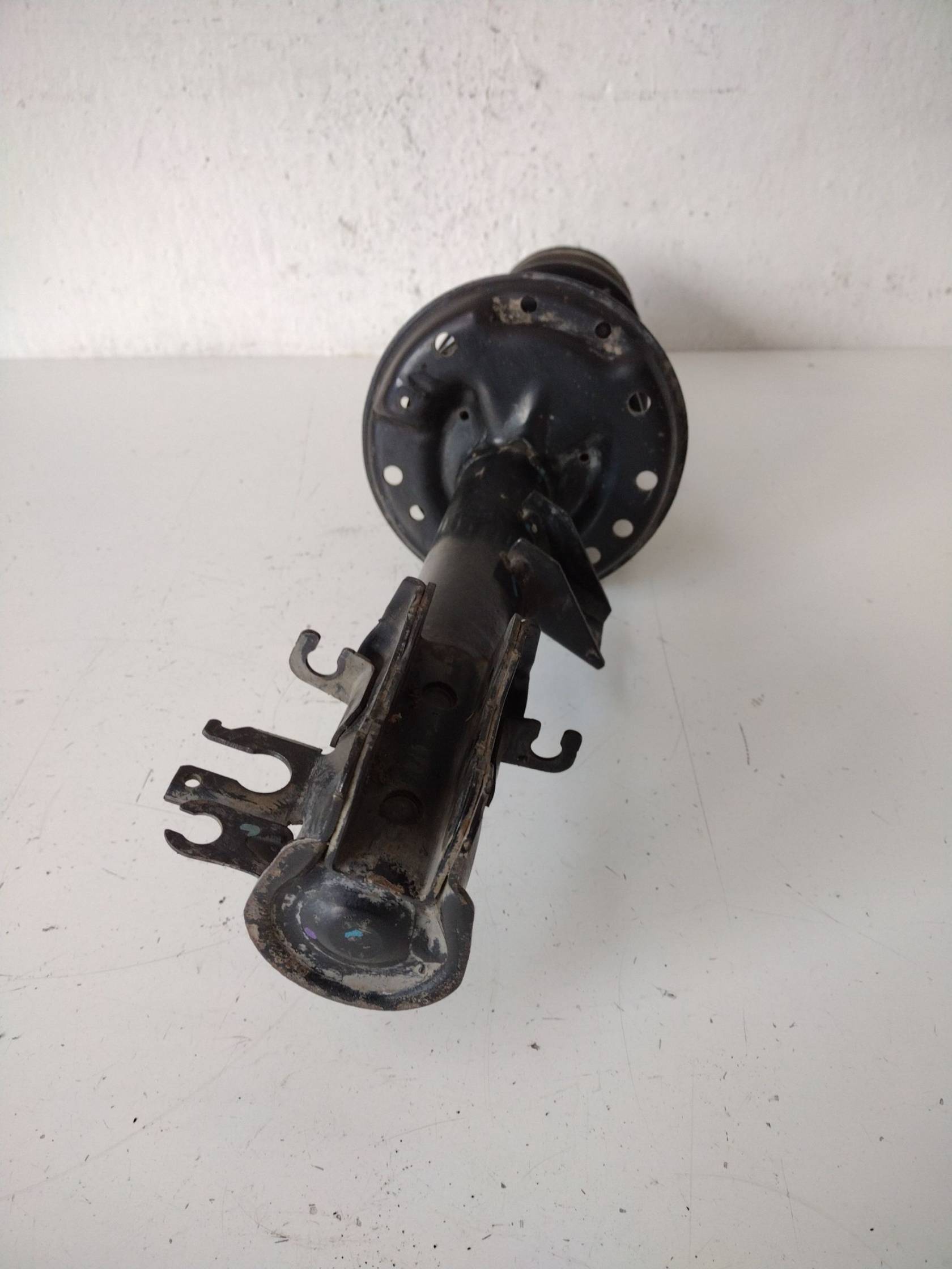 Ammortizzatore anteriore sinistro