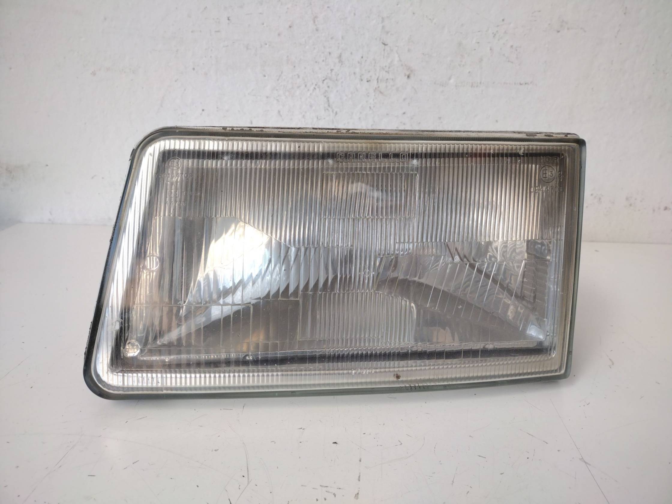 Fanale anteriore sinistro