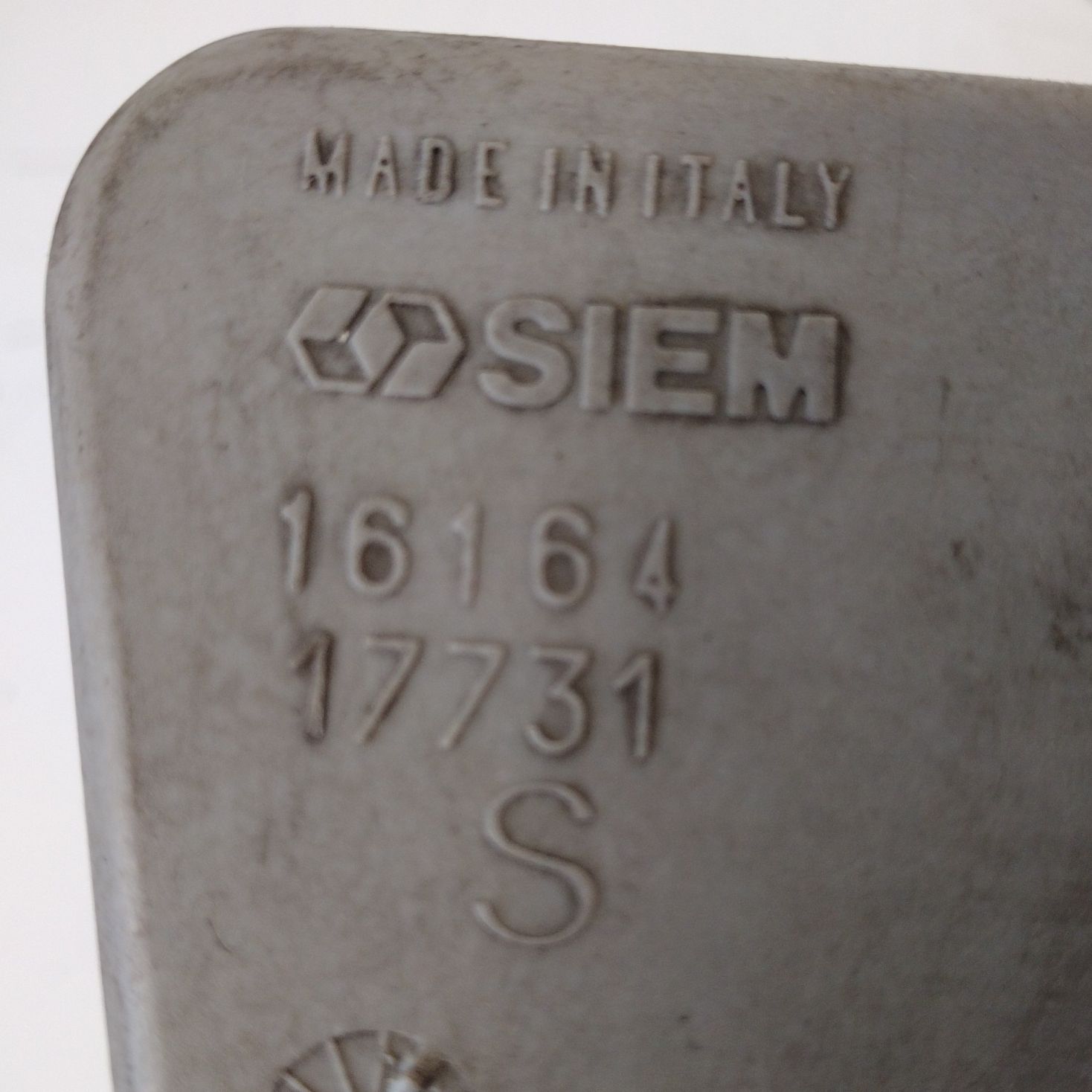 Fanale anteriore sinistro