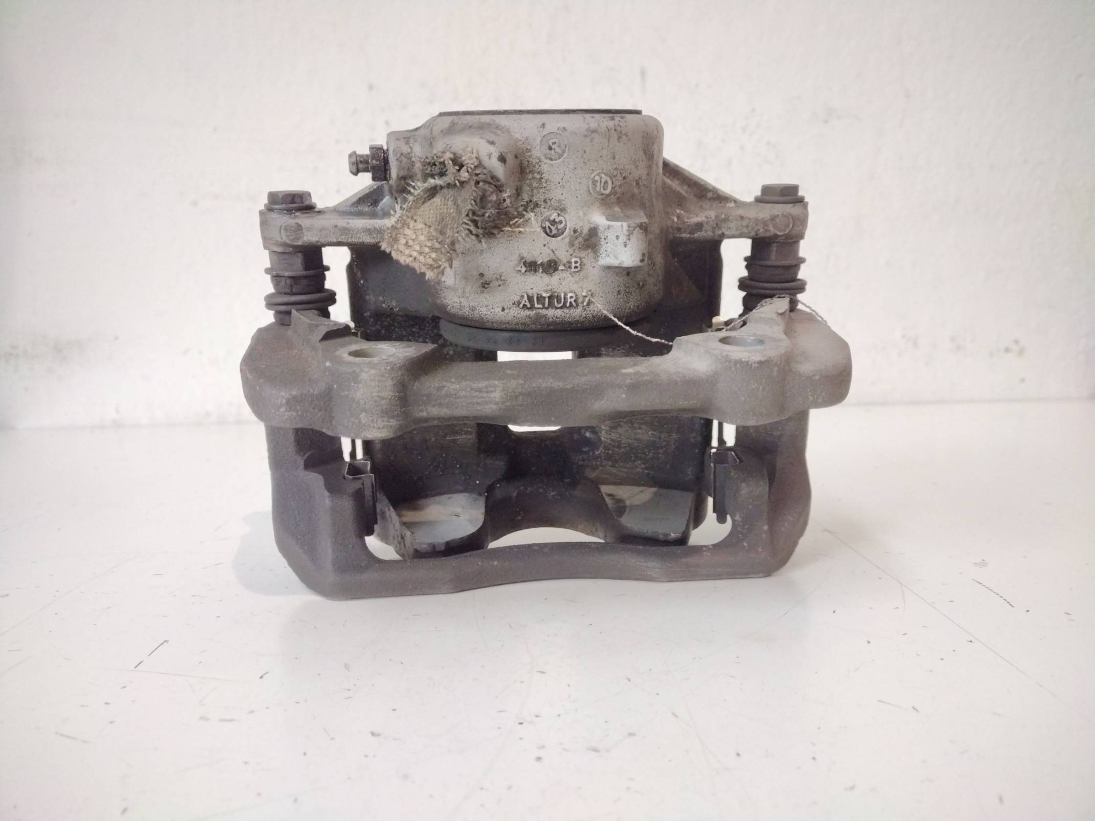 Pinza freno anteriore destro