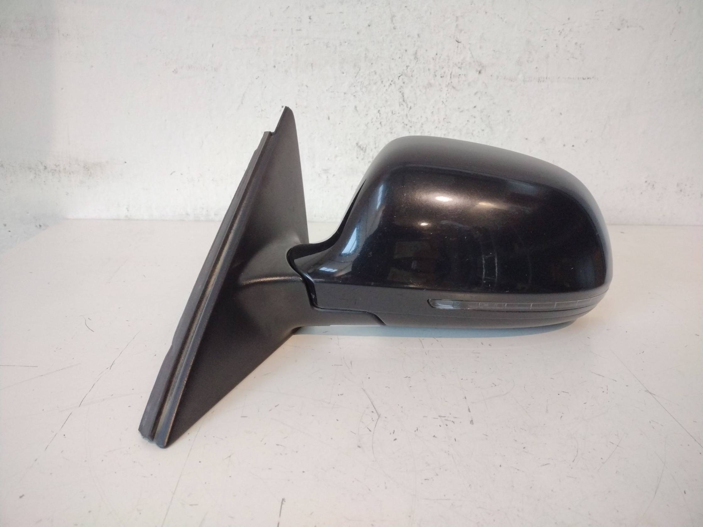 Specchietto retrovisore sinistro