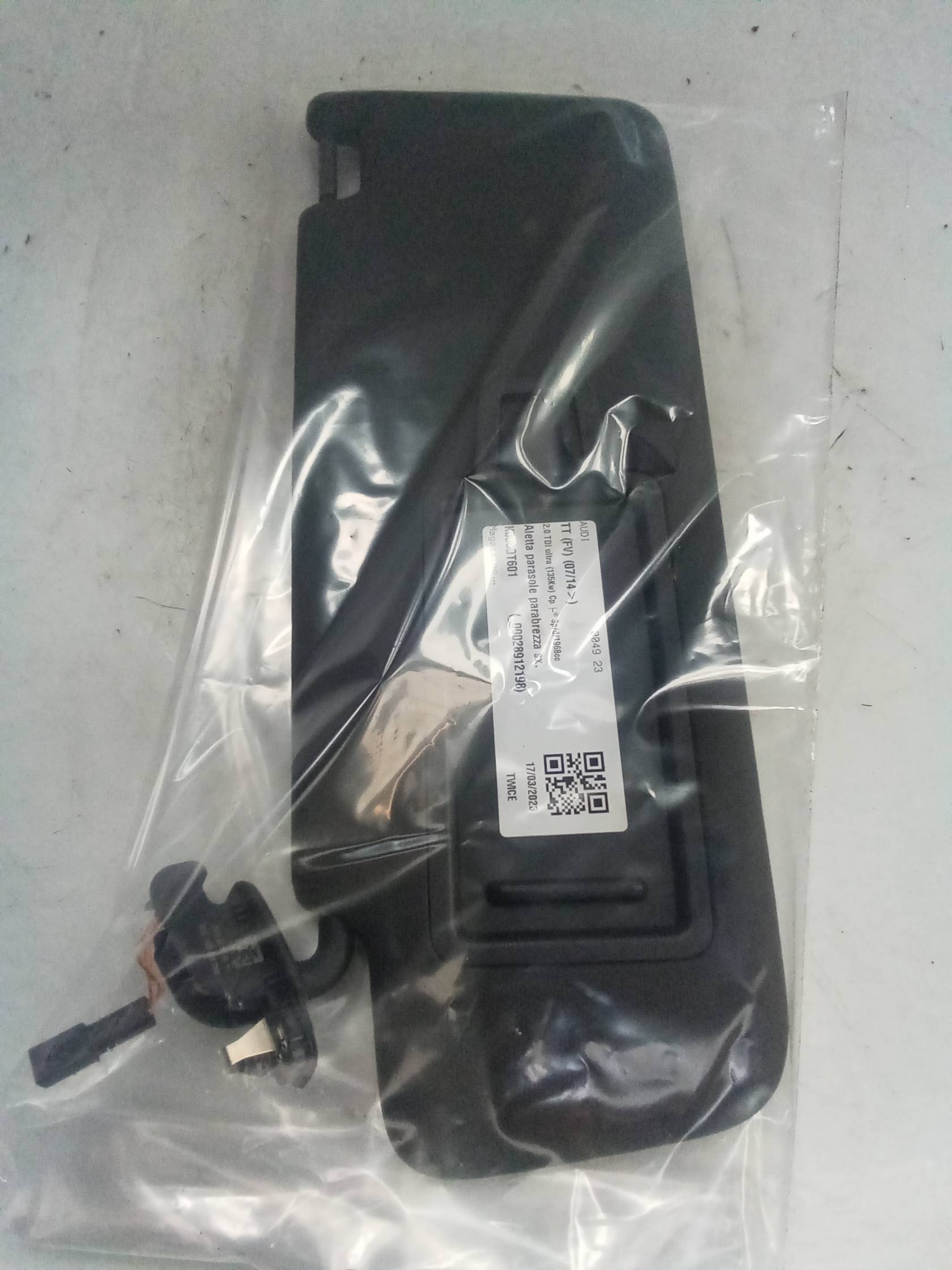 Aletta parasole parabrezza sx.