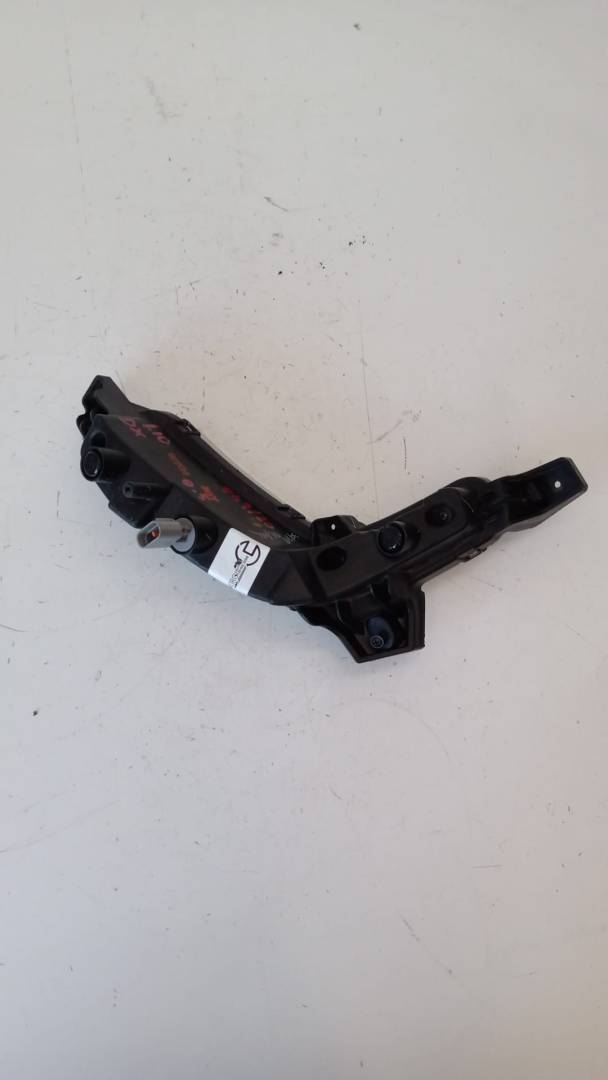 Fanale anteriore posizione led destro