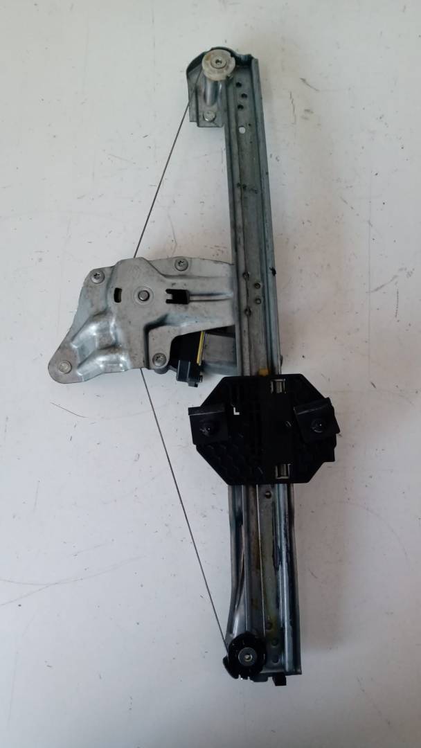 Alzacristallo elettr. porta ant. dx. Alzacristallo elettr. porta ant. dx.