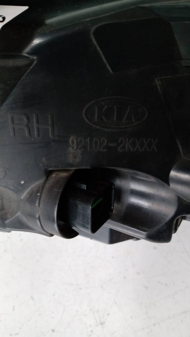 Fanale anteriore destro