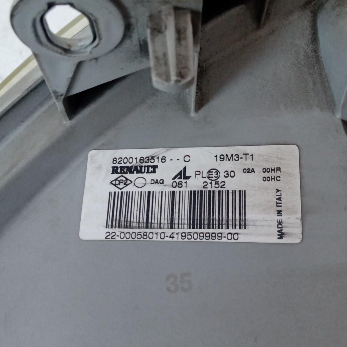 Fanale anteriore sinistro