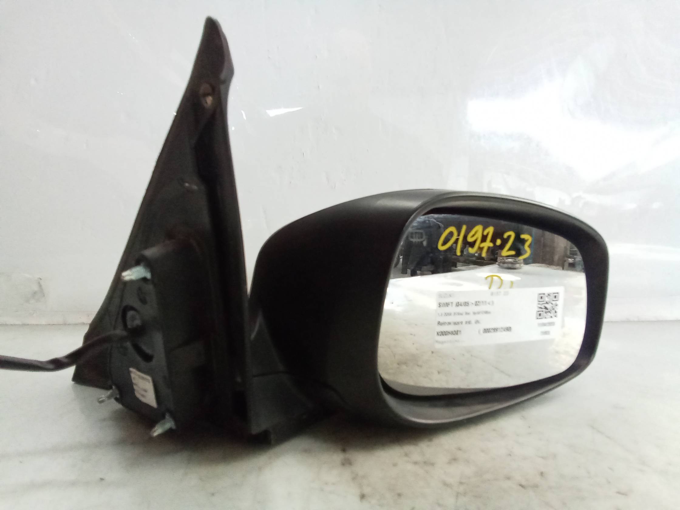 Retrovisore est. dx.