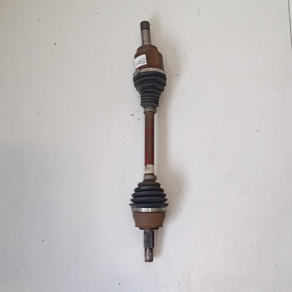 Semiasse anteriore sinistro Semiasse anteriore sinistro